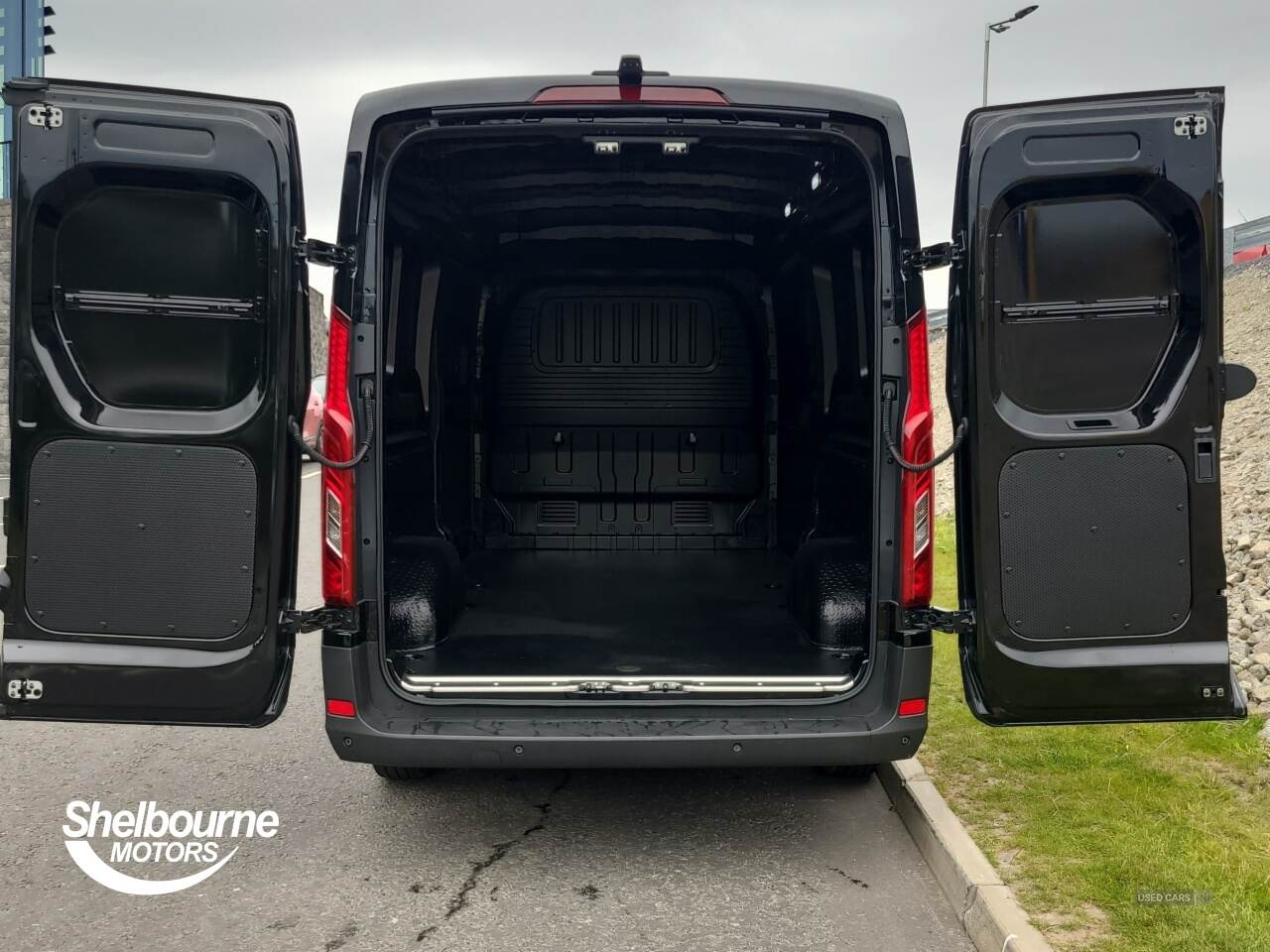 Jun 2024 Maxus Deliver 9 2.0 D20 150 Lux High Roof Van
