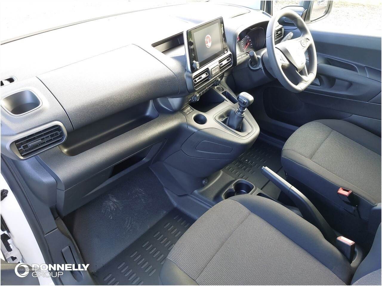 Jan 2022 Vauxhall Combo 2000 1.5 Turbo D 100ps H1 Dynamic Van