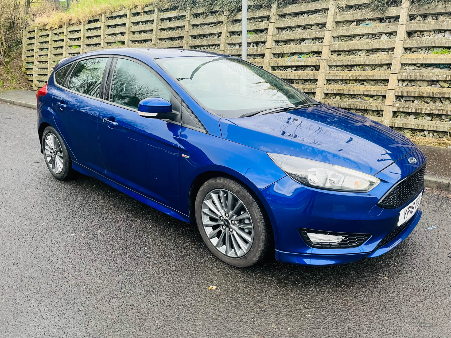 Apr 2018 Ford Focus 1.0 EcoBoost 140 ST-Line Navigation 5dr