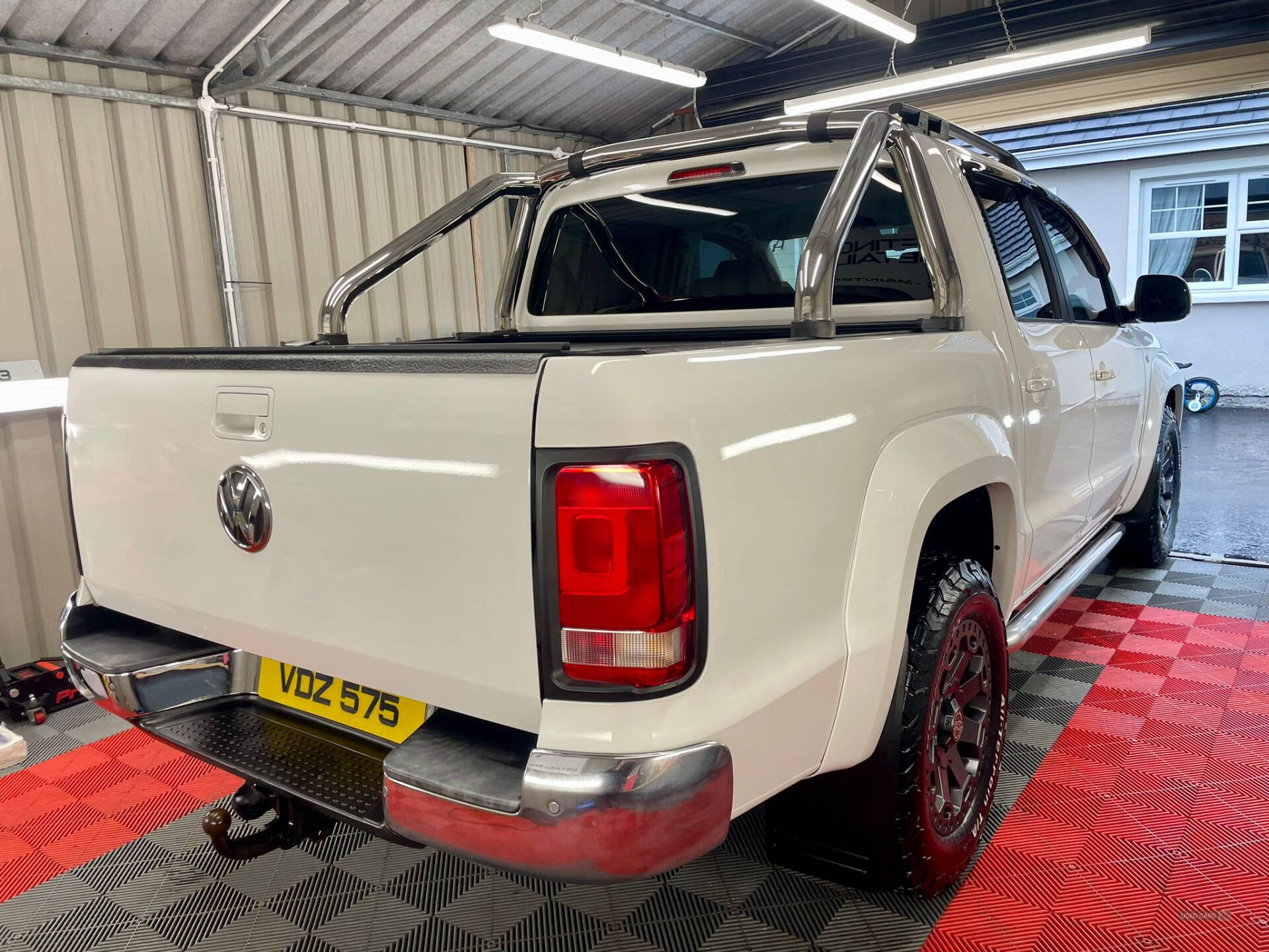 Aug 2014 Volkswagen Amarok D/Cab Pick Up Highline 2.0 BiTDI 180 BMT 4MTN Auto