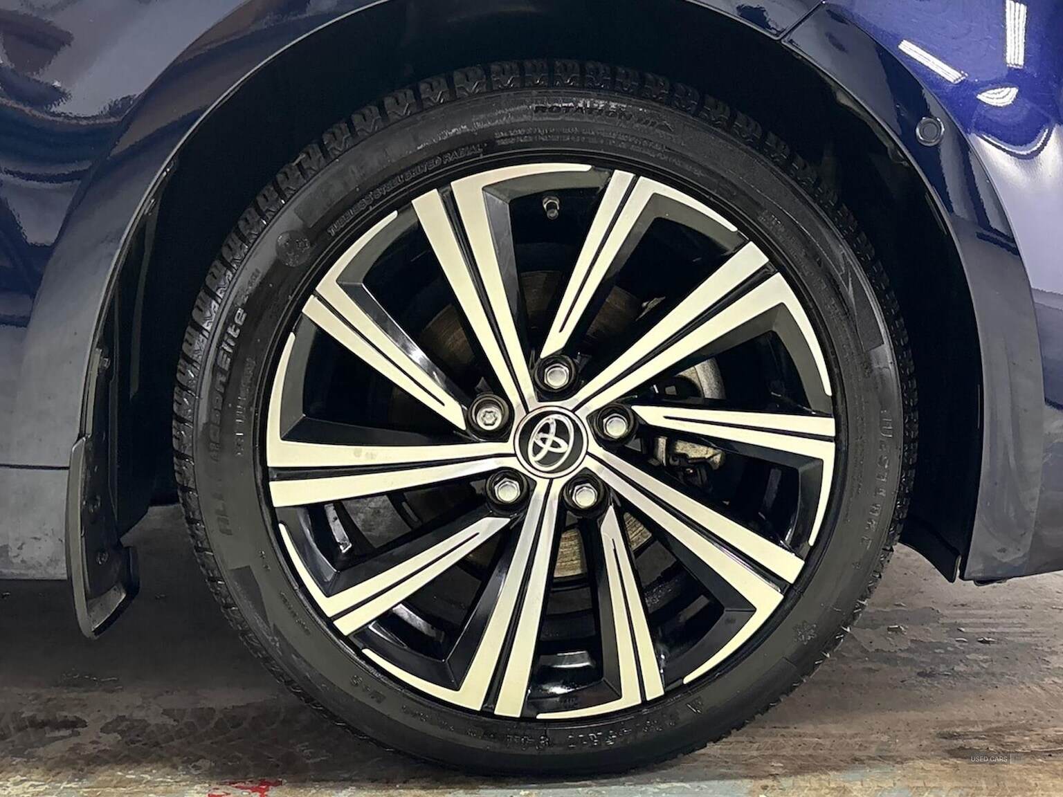 Jan 2023 Toyota Corolla 1.8 Vvt-I Hybrid Design 5Dr Cvt