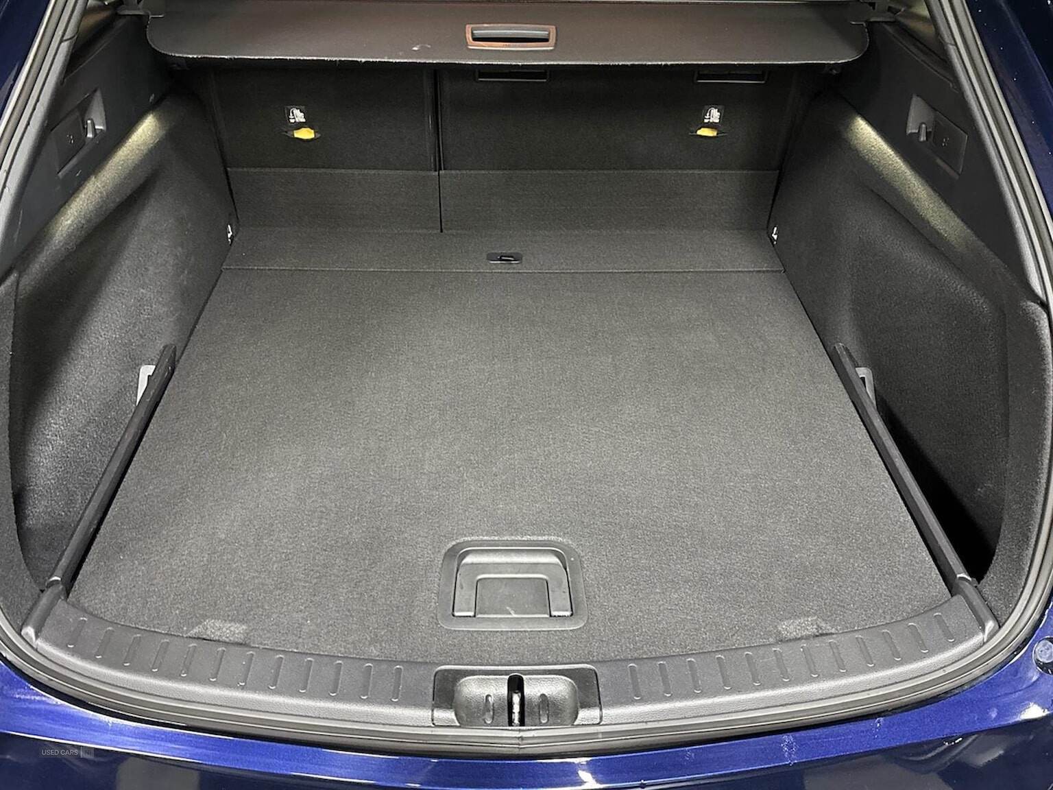 Jan 2023 Toyota Corolla 1.8 Vvt-I Hybrid Design 5Dr Cvt