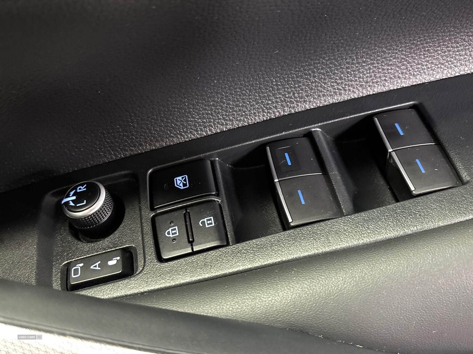 Jan 2023 Toyota Corolla 1.8 Vvt-I Hybrid Design 5Dr Cvt