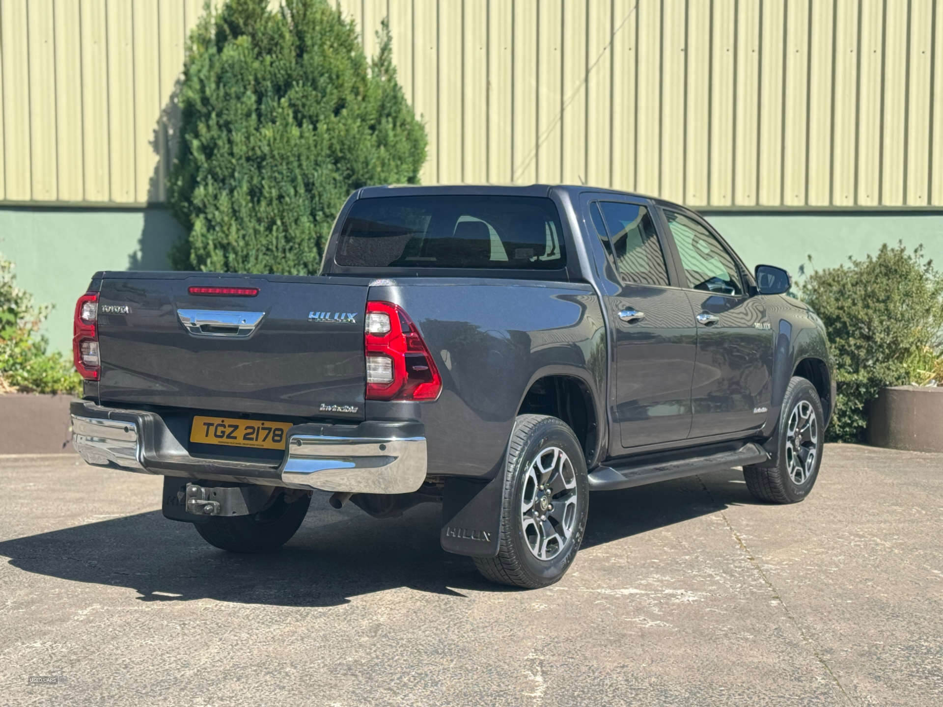 Jan 2021 Toyota Hilux Invincible D/Cab Pick Up 2.4 D-4D Auto