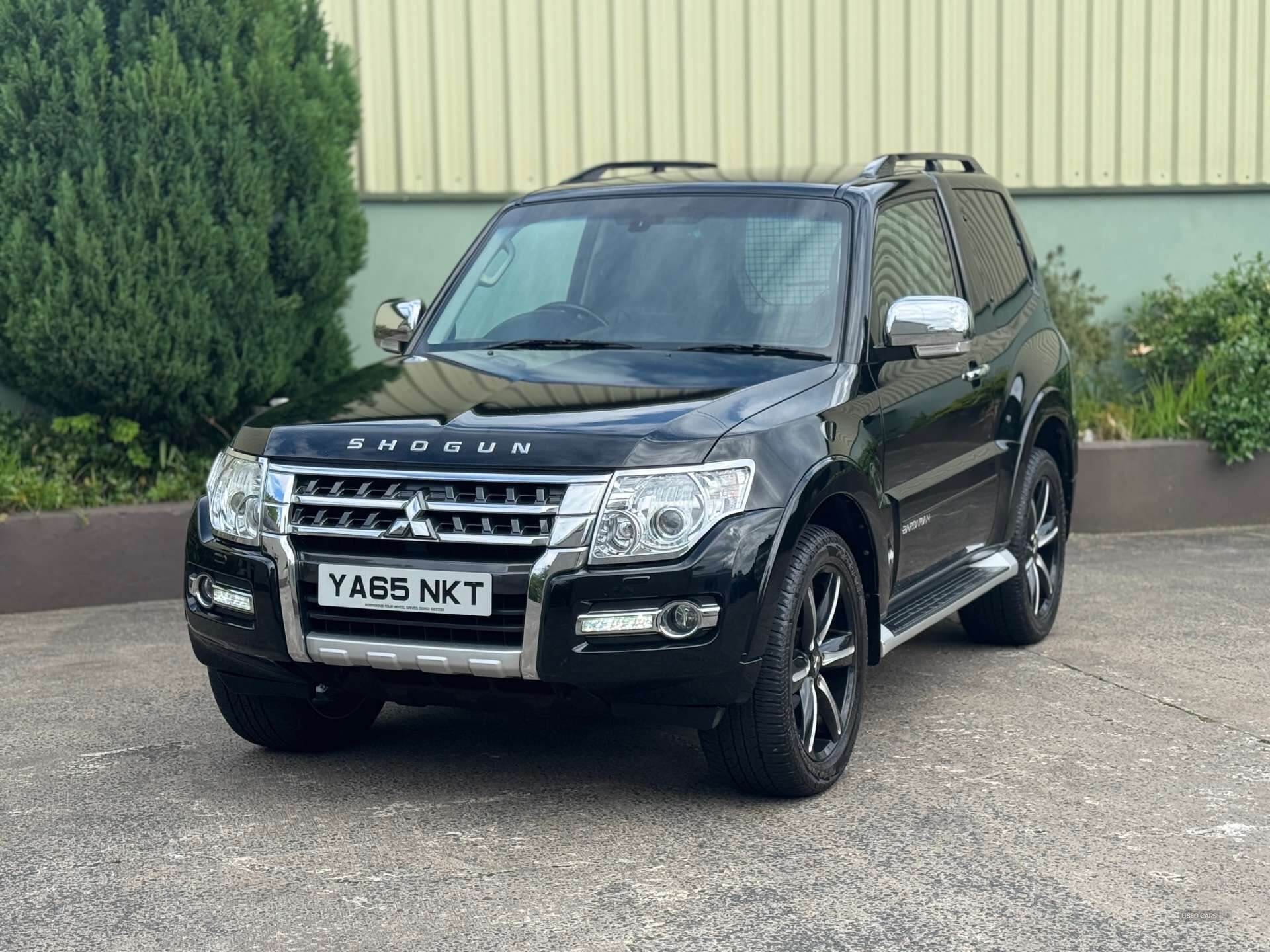 Dec 2015 Mitsubishi Shogun 3.2 DI-DC 187 Barbarian Van Auto