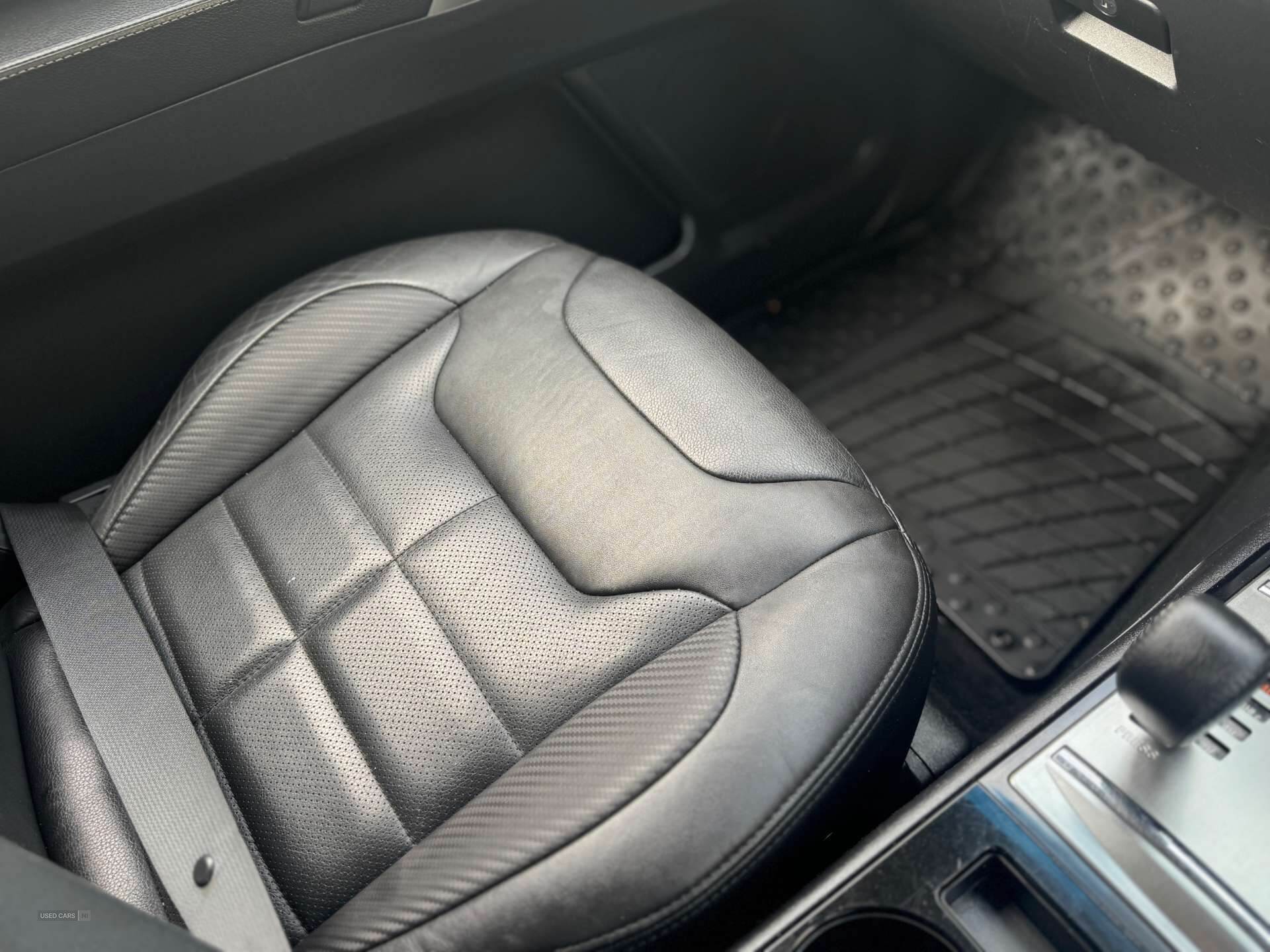 Dec 2015 Mitsubishi Shogun 3.2 DI-DC 187 Barbarian Van Auto
