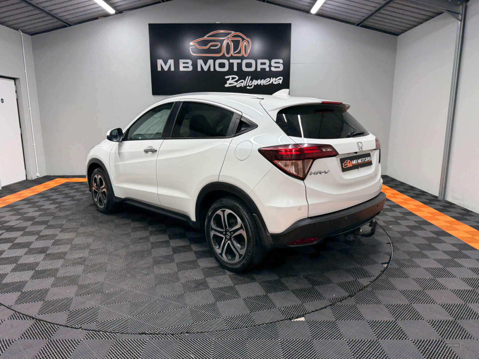 Aug 2016 Honda HR-V 1.6 i-DTEC EX 5dr