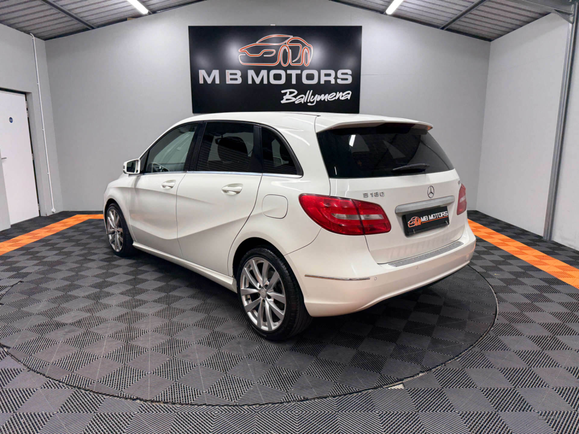 Jan 2013 Mercedes-Benz B-Class B180 CDI BlueEFFICIENCY SE 5dr