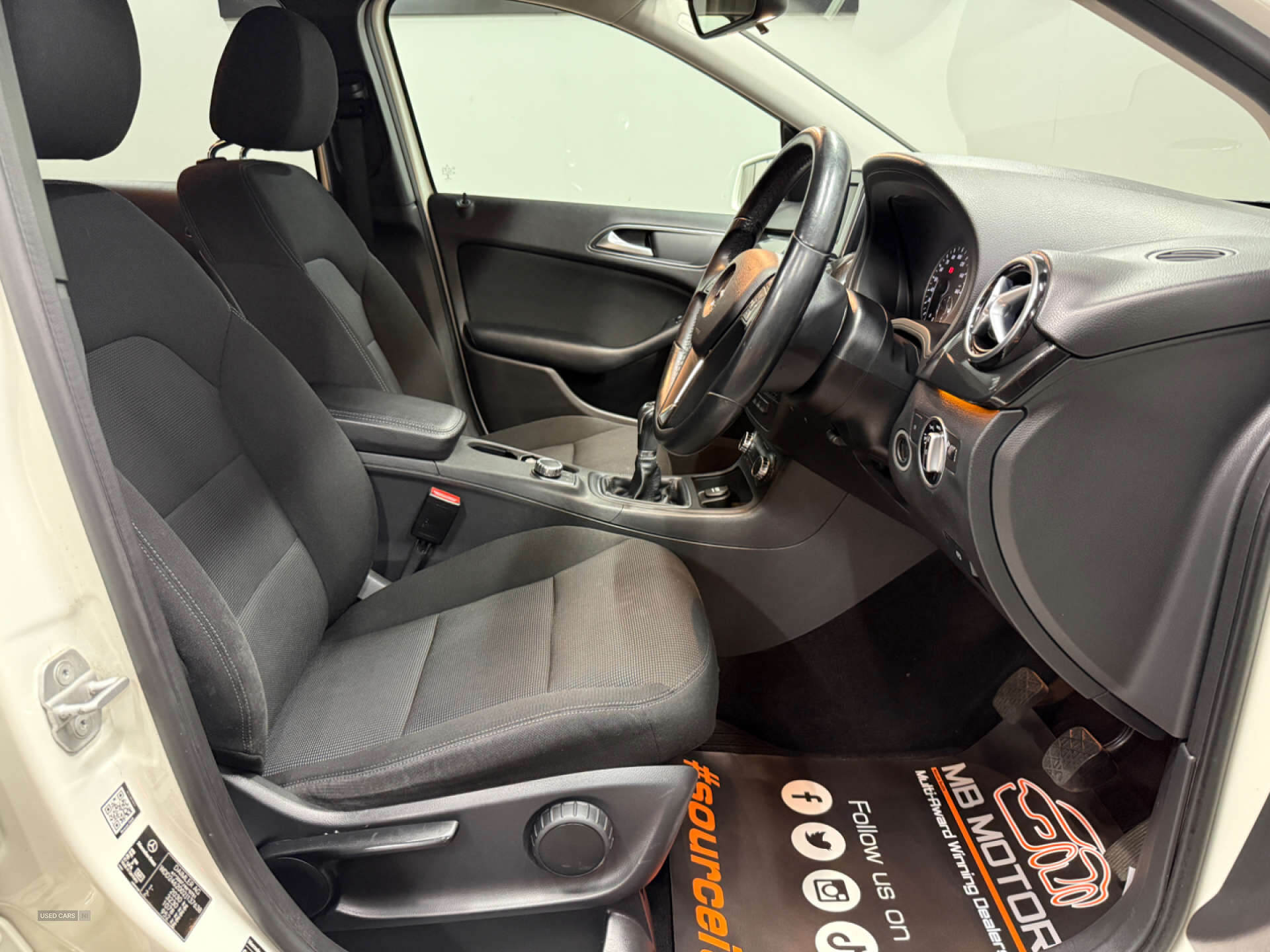 Jan 2013 Mercedes-Benz B-Class B180 CDI BlueEFFICIENCY SE 5dr