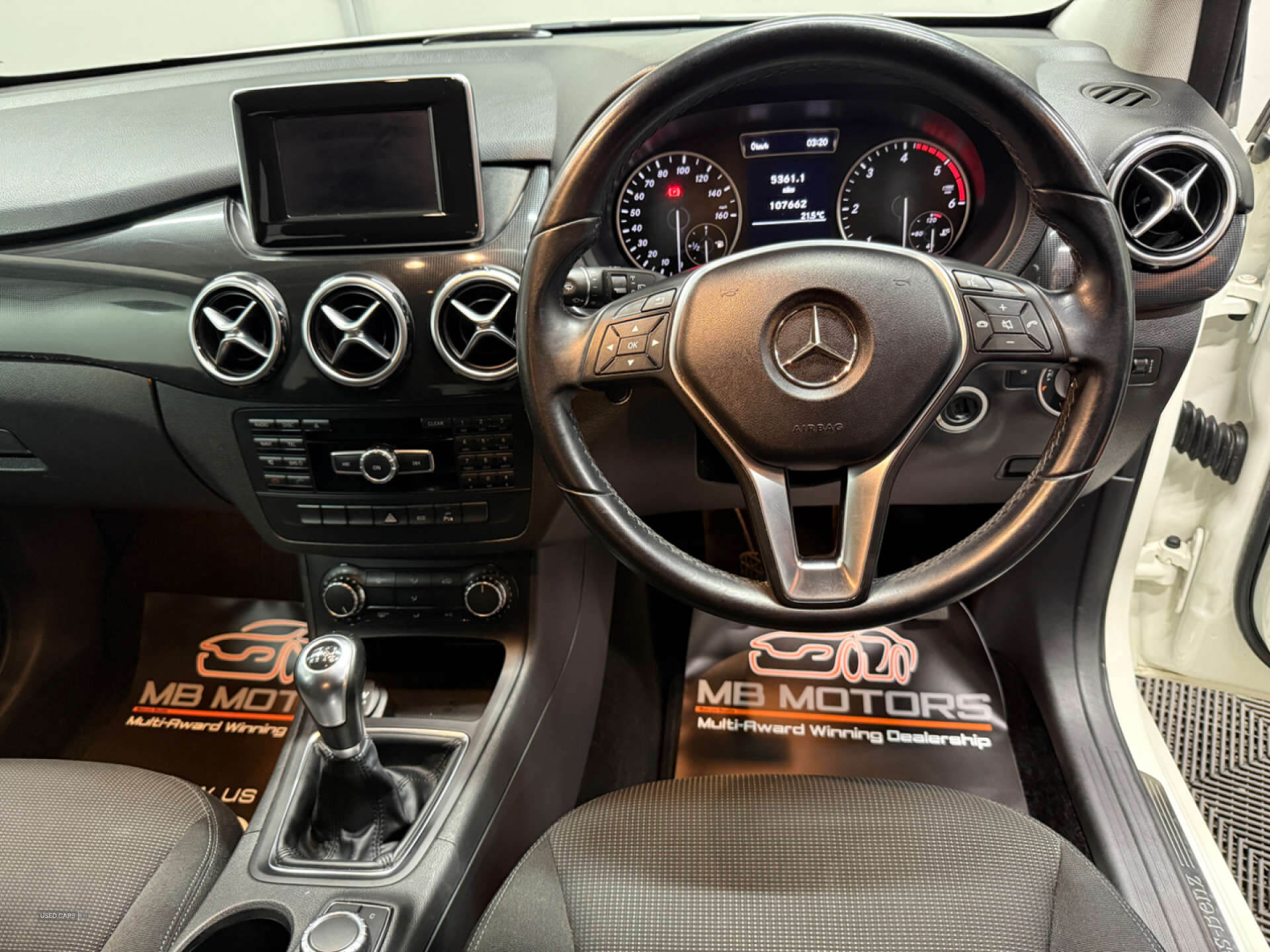 Jan 2013 Mercedes-Benz B-Class B180 CDI BlueEFFICIENCY SE 5dr