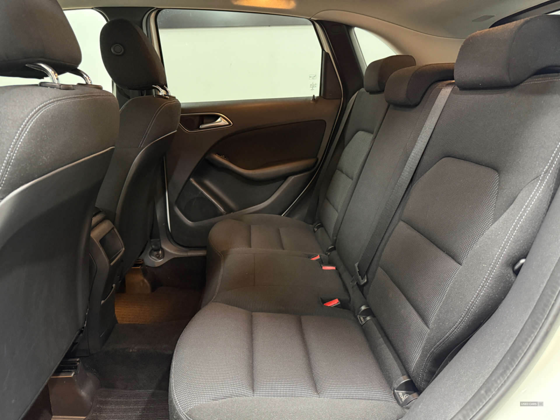Jan 2013 Mercedes-Benz B-Class B180 CDI BlueEFFICIENCY SE 5dr