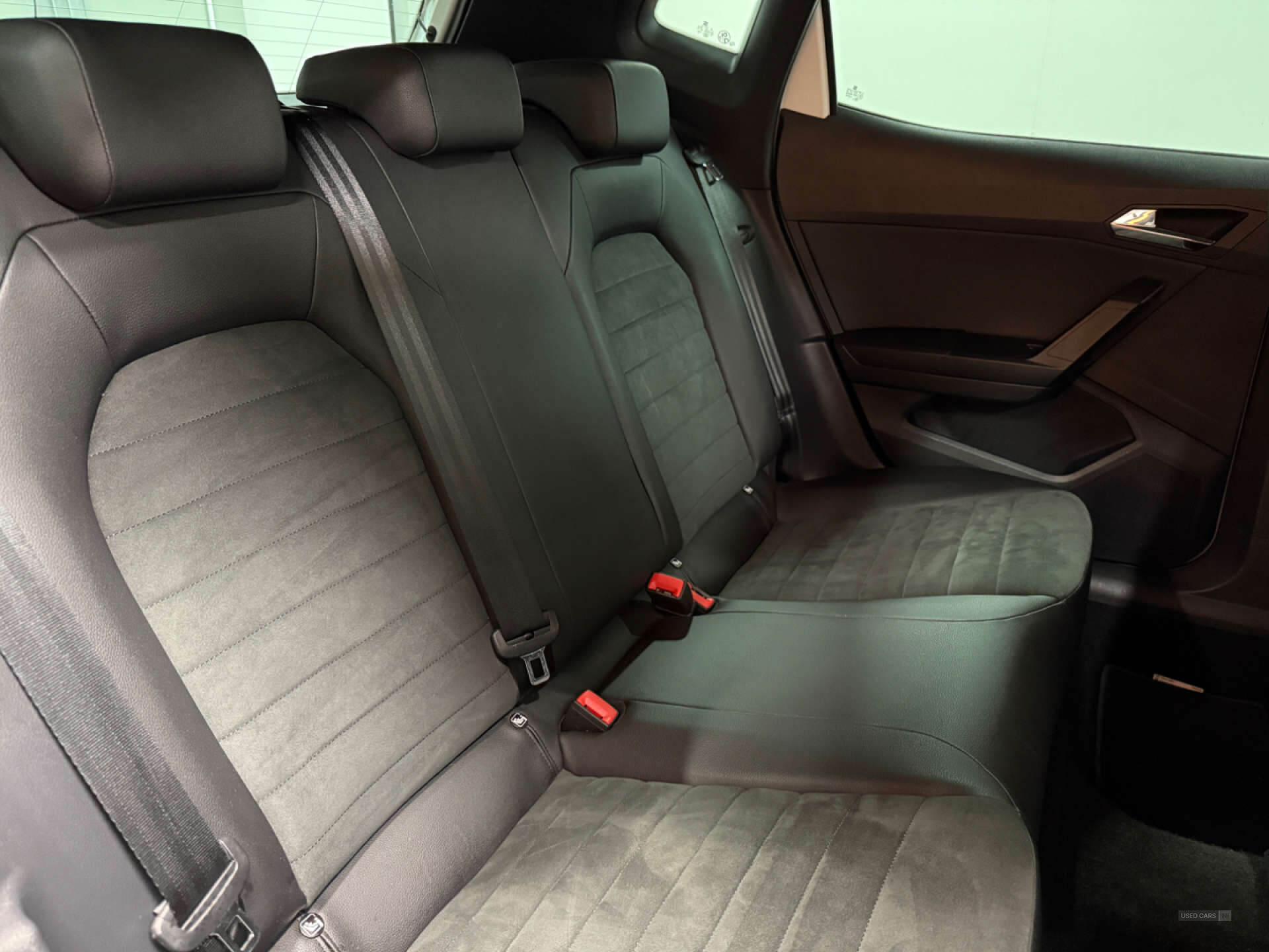 Oct 2018 Seat Arona 1.0 TSI 115 FR Sport [EZ] 5dr
