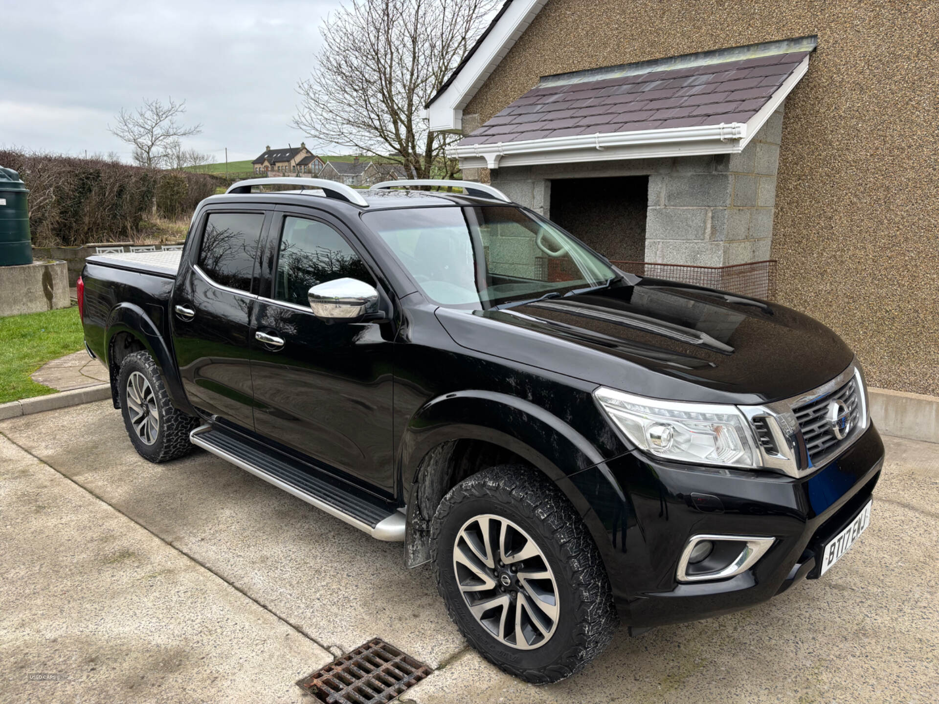 Mar 2017 Nissan Navara Double Cab Pick Up Tekna 2.3dCi 190 4WD