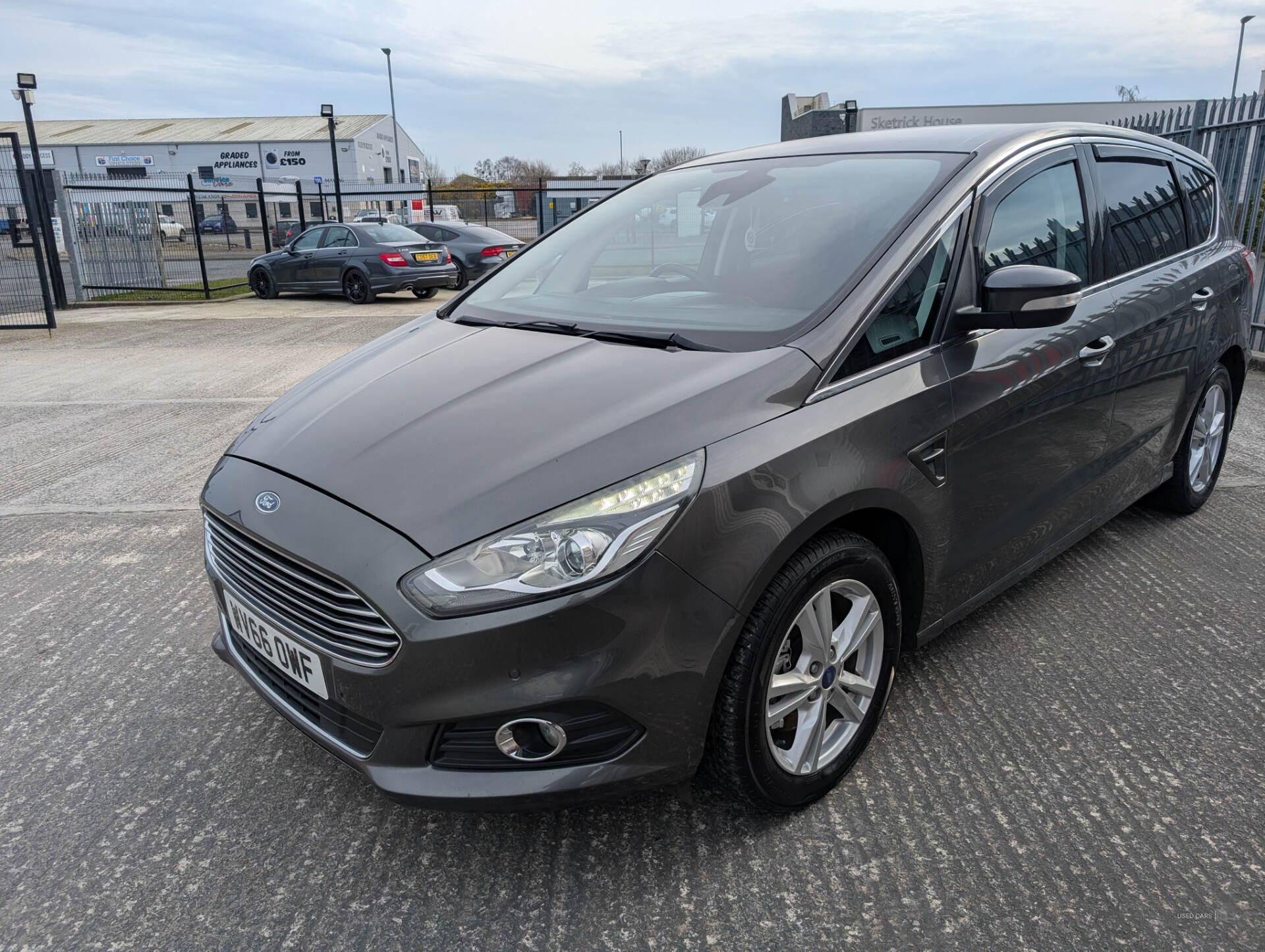 Sep 2016 Ford S-Max 2.0 TDCi 150 Titanium 5dr