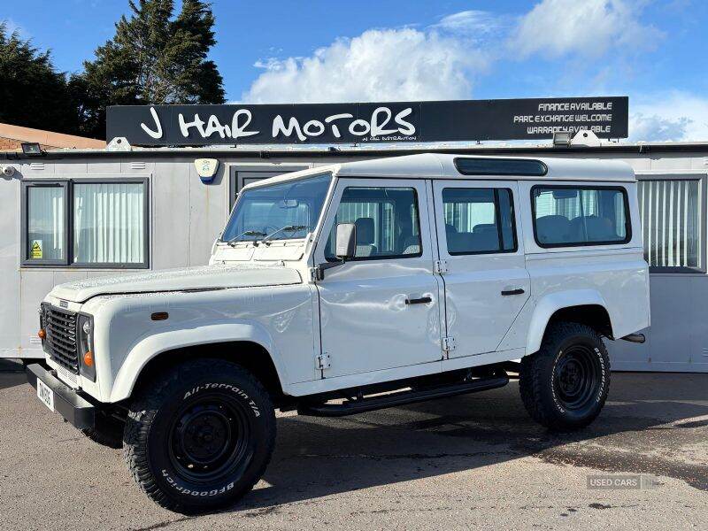 Feb 2005 Land Rover Defender County Station Wagon Td5 (9 seater)