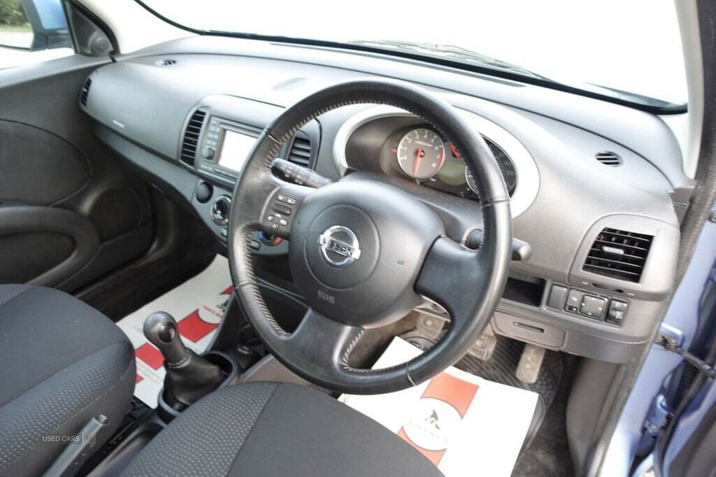 2010 Nissan Micra 1.2 16v n-tec Hatchback 5dr Petrol Manual (139 g/km, 79 bhp) LONG MOT / SAT NAV / TOUCH SCREEN