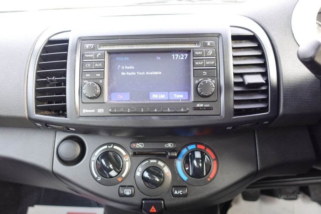 2010 Nissan Micra 1.2 16v n-tec Hatchback 5dr Petrol Manual (139 g/km, 79 bhp) LONG MOT / SAT NAV / TOUCH SCREEN