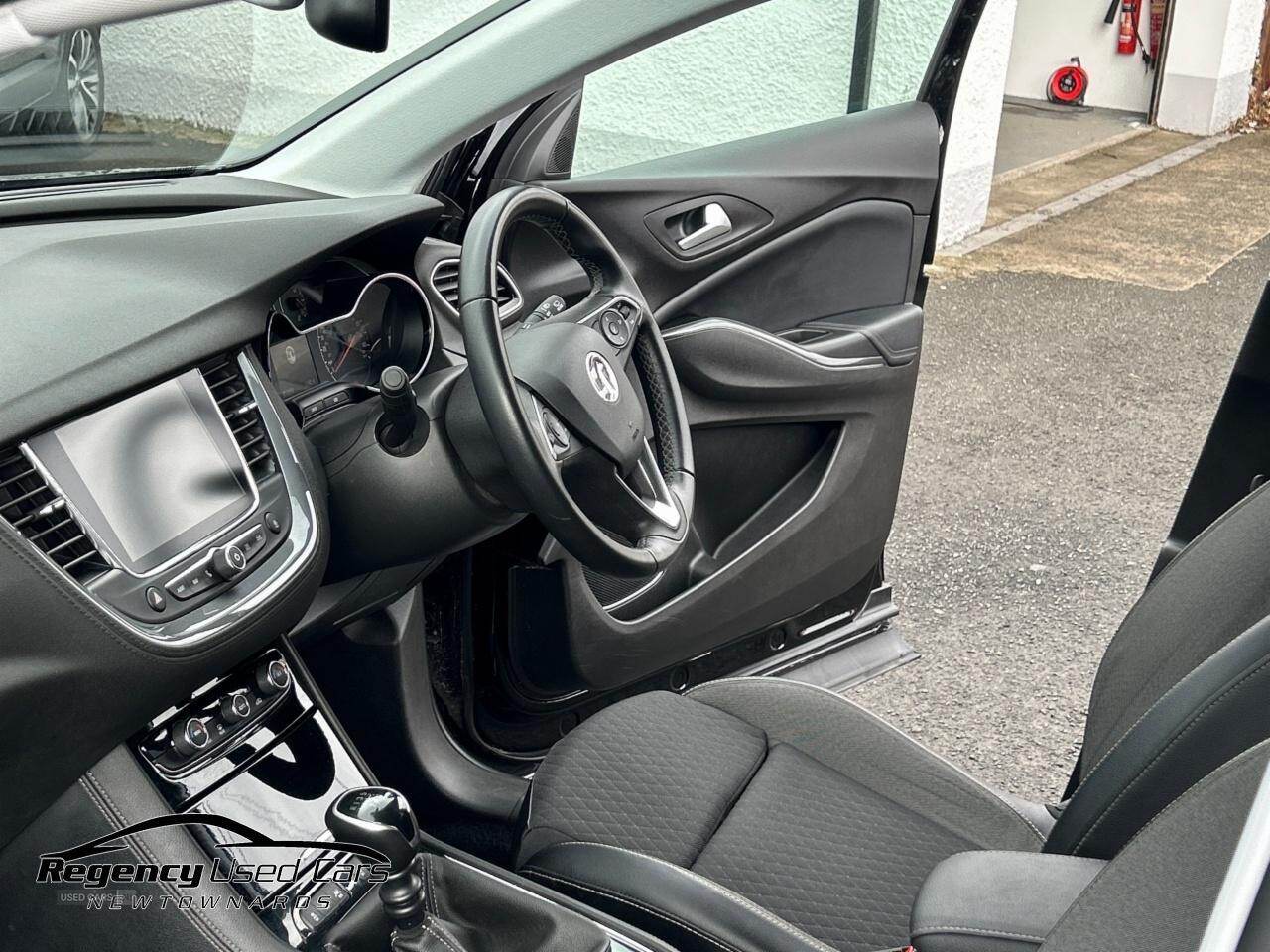 Feb 2020 Vauxhall Grandland X 1.2 Turbo SRi Nav 5dr