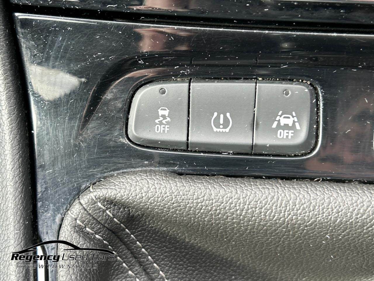 Feb 2020 Vauxhall Grandland X 1.2 Turbo SRi Nav 5dr