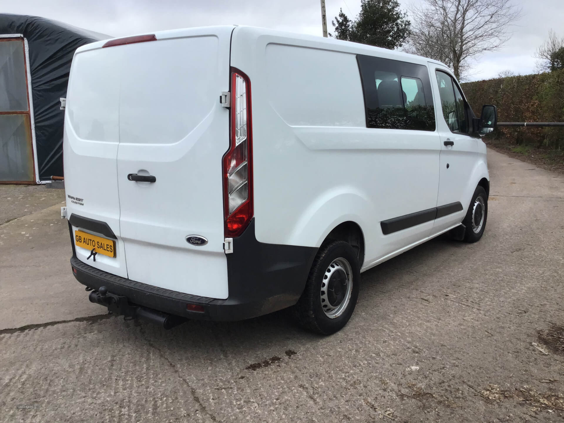 Jan 2014 Ford Transit Custom 2.2 TDCi 100ps Low Roof D/Cab Van