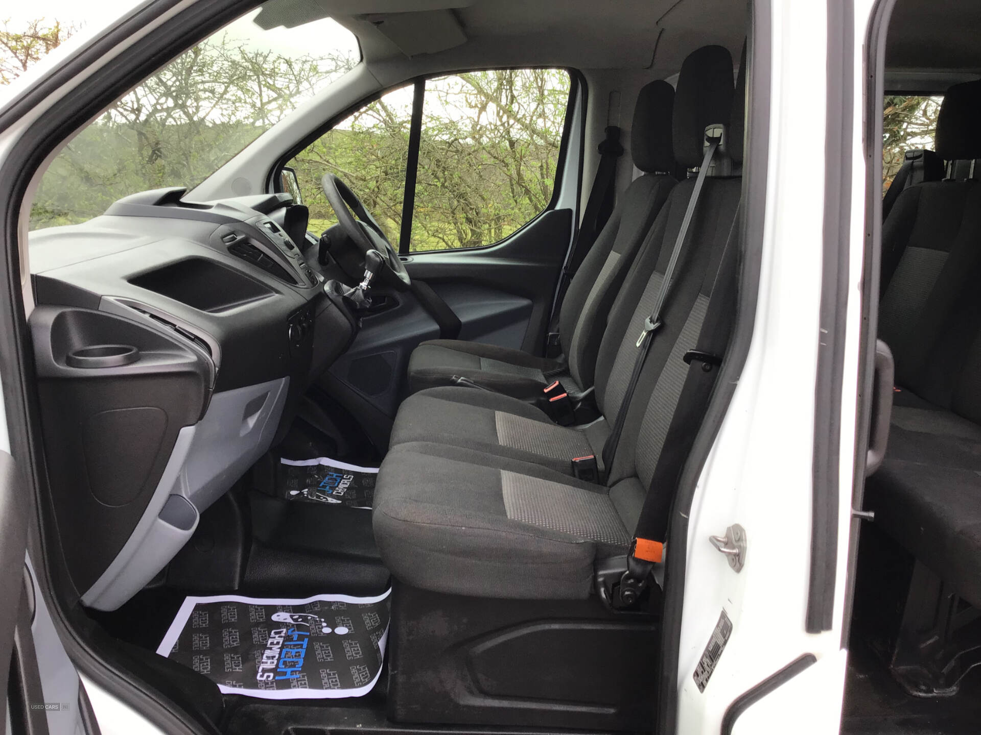 Jan 2014 Ford Transit Custom 2.2 TDCi 100ps Low Roof D/Cab Van