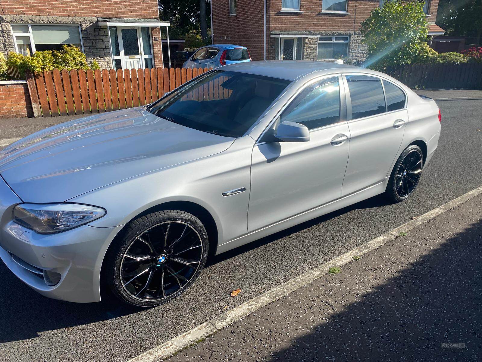 Nov 2011 BMW 5 Series 520d EfficientDynamics 4dr