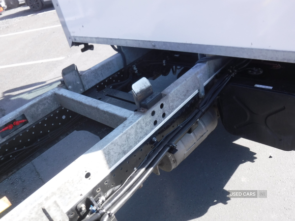 Isuzu Grafter N35-125 in Down