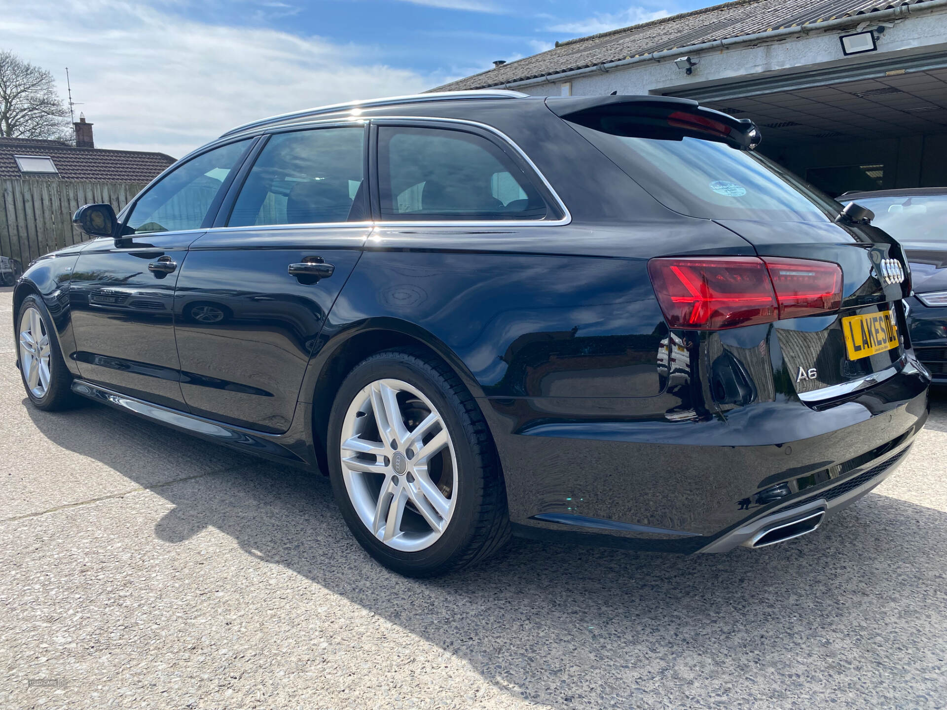 Audi A6 DIESEL AVANT in Down