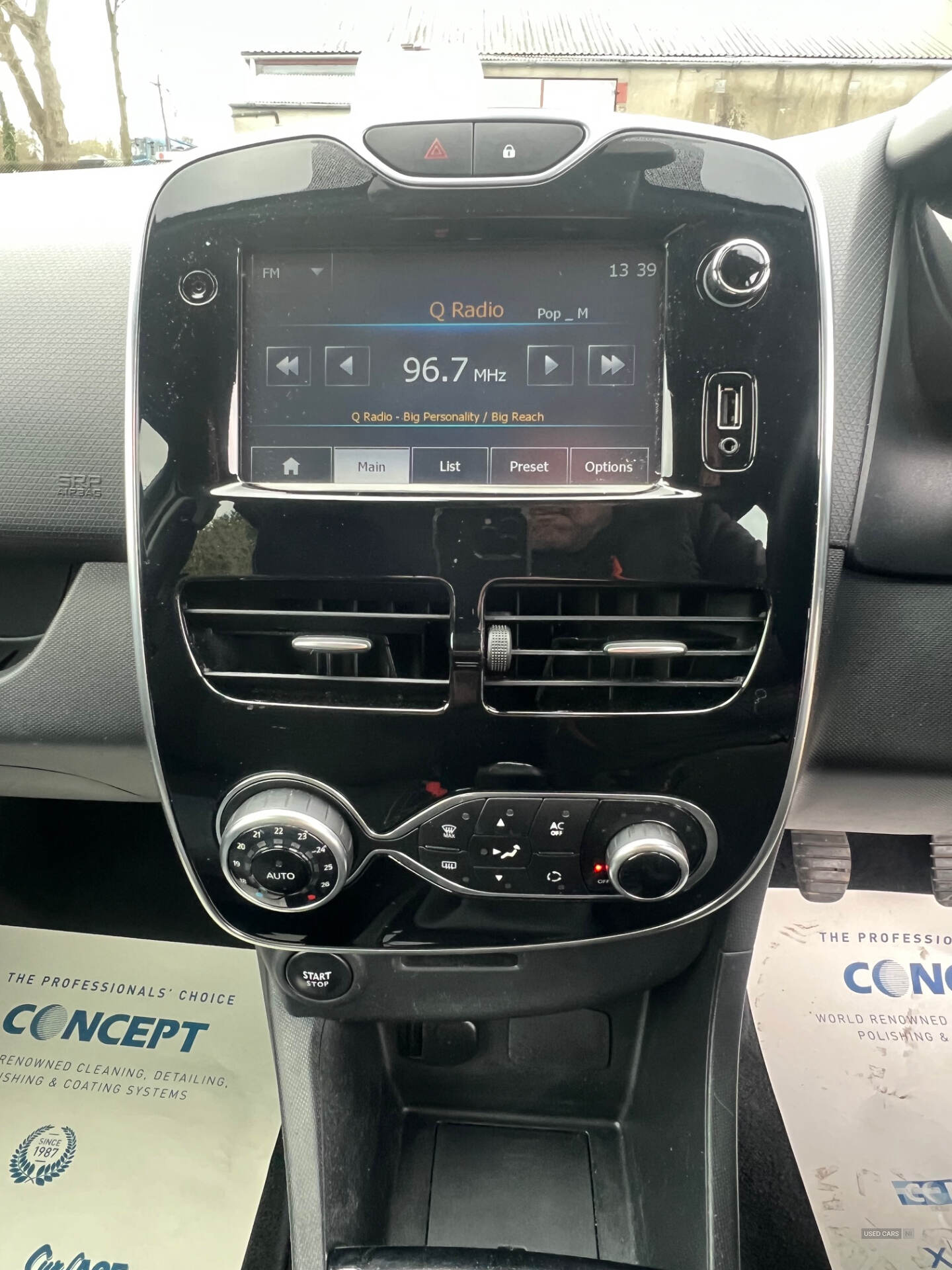 May 2015 Renault Clio 0.9 TCE 90 Dynamique S MediaNav Energy 5dr