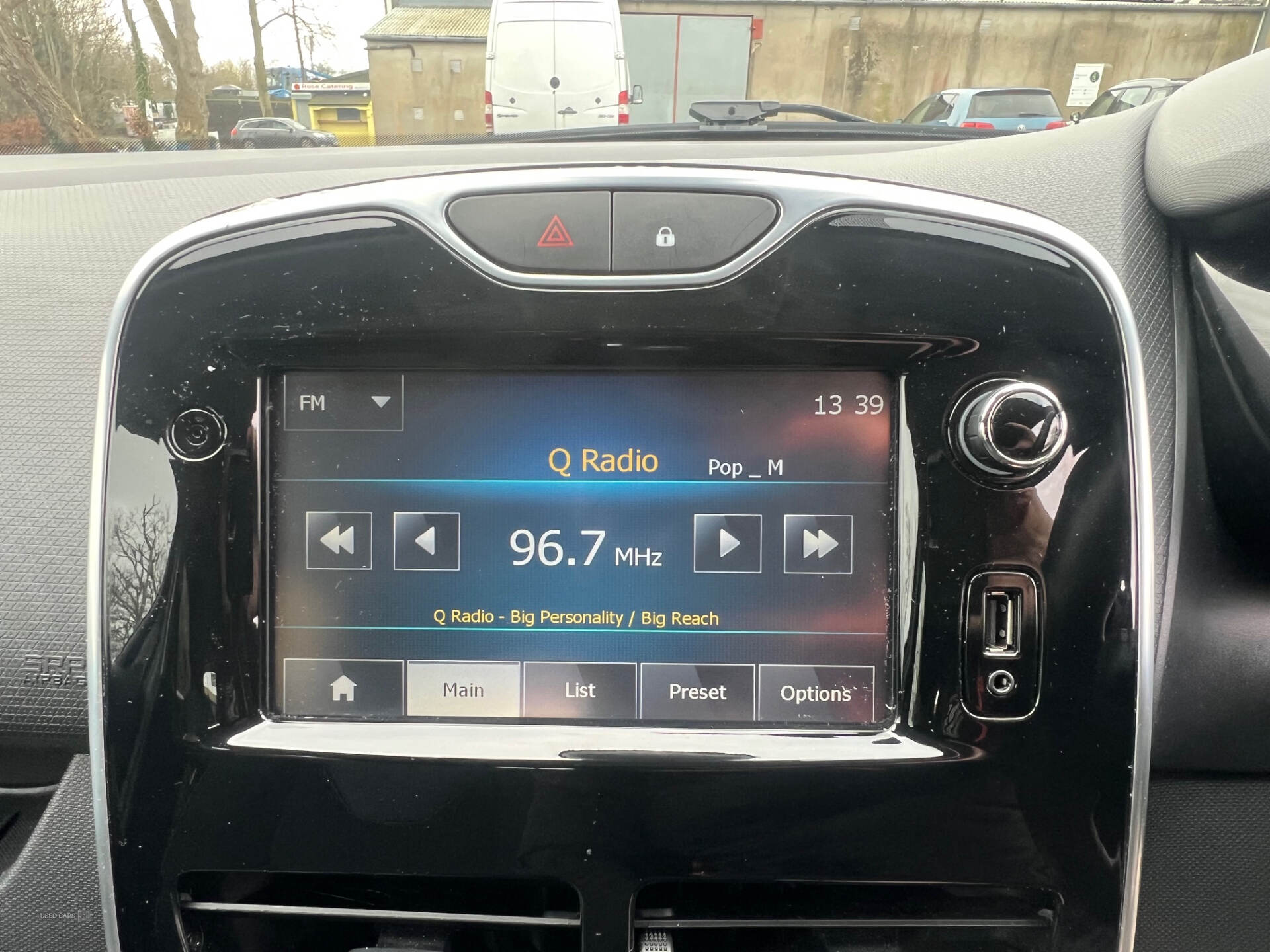 May 2015 Renault Clio 0.9 TCE 90 Dynamique S MediaNav Energy 5dr