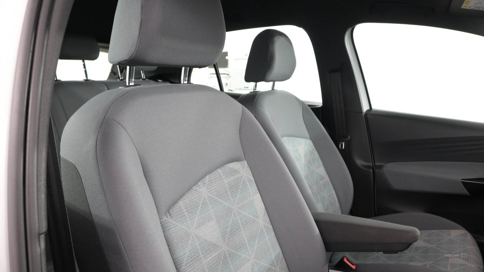 Feb 2022 Volkswagen ID.3 107KW Life Pro 58kWh 5dr Auto