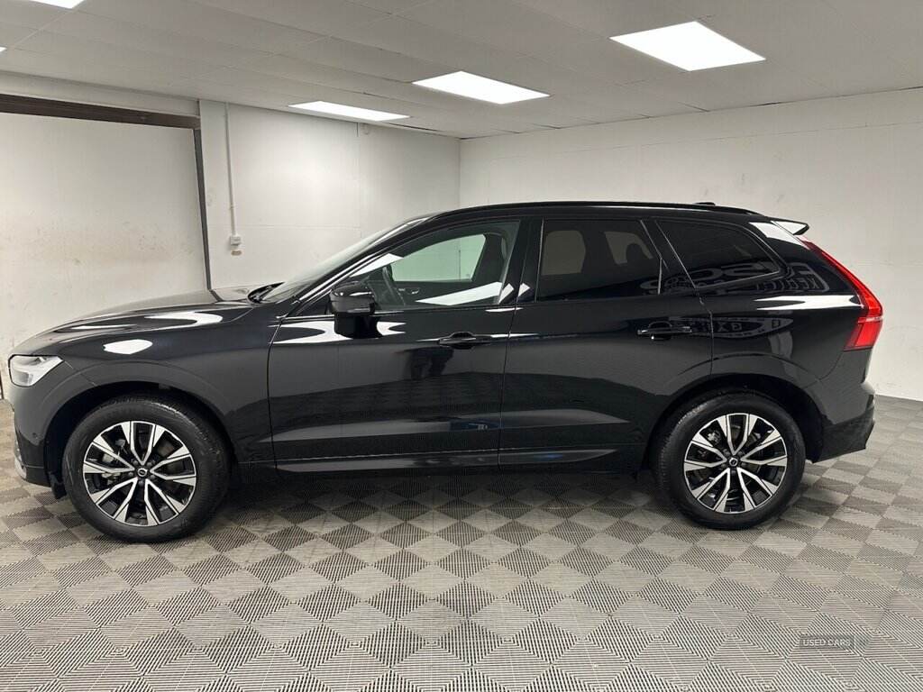 Nov 2023 Volvo XC60 2.0 B4D Plus Dark 5dr AWD Geartronic