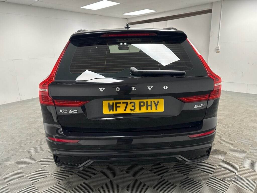 Nov 2023 Volvo XC60 2.0 B4D Plus Dark 5dr AWD Geartronic