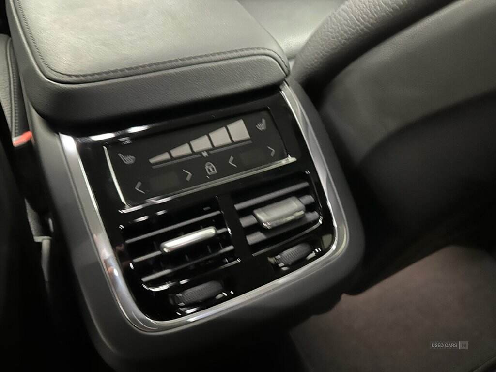 Nov 2023 Volvo XC60 2.0 B4D Plus Dark 5dr AWD Geartronic