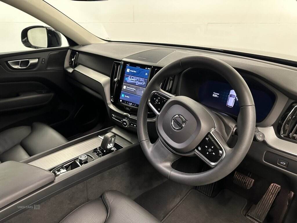Nov 2023 Volvo XC60 2.0 B4D Plus Dark 5dr AWD Geartronic