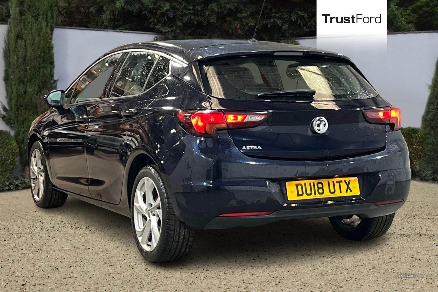 Jun 2018 Vauxhall Astra 1.4i 16V SRi 5dr