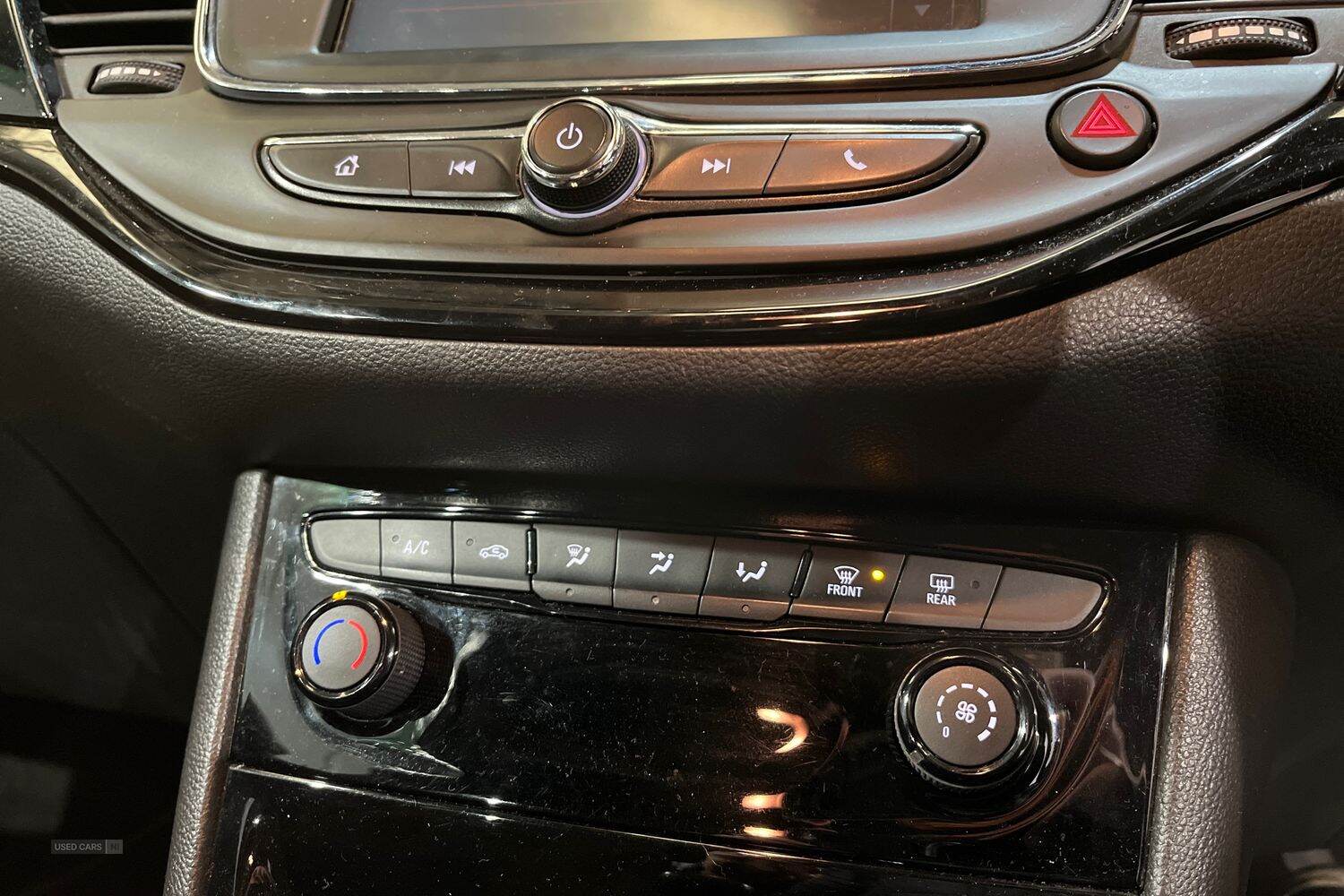 Jun 2018 Vauxhall Astra 1.4i 16V SRi 5dr