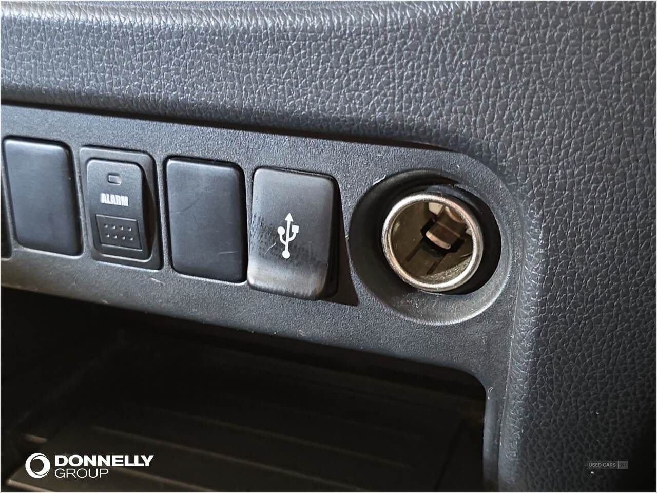 Mar 2018 Mitsubishi L200 Double Cab DI-D 178 Barbarian 4WD
