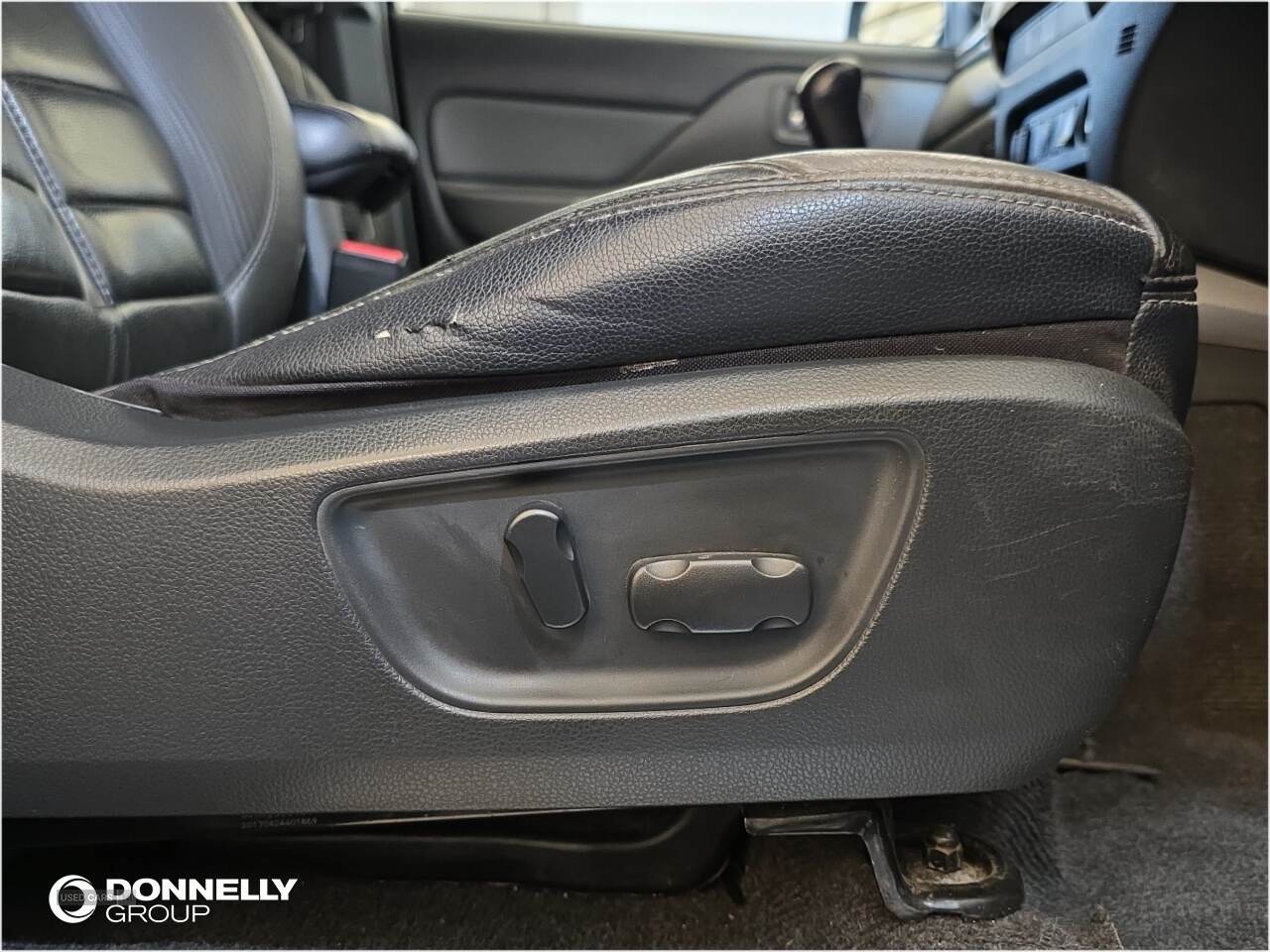 Mar 2018 Mitsubishi L200 Double Cab DI-D 178 Barbarian 4WD