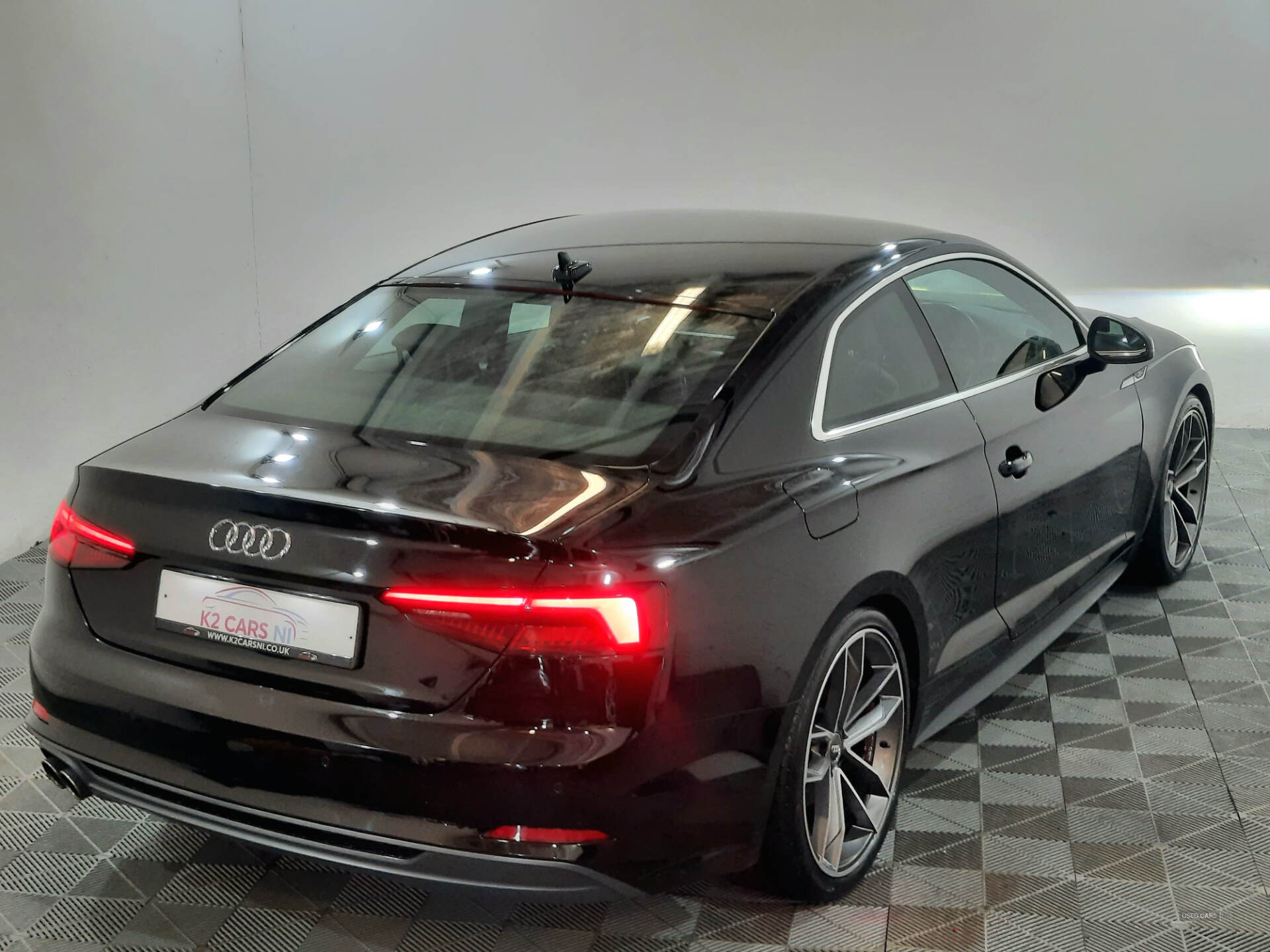 Car Thumbnail 10
