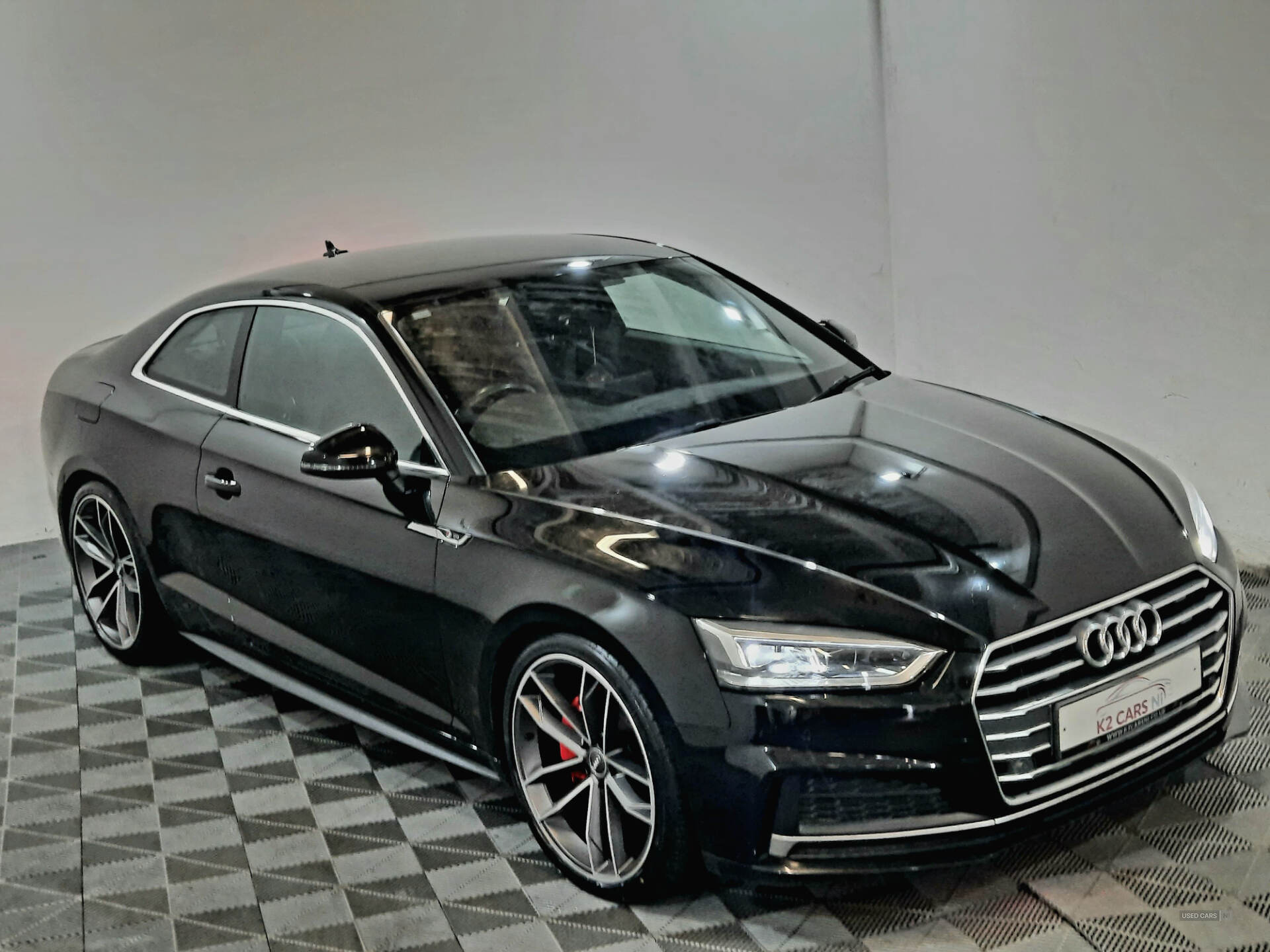 Main Car