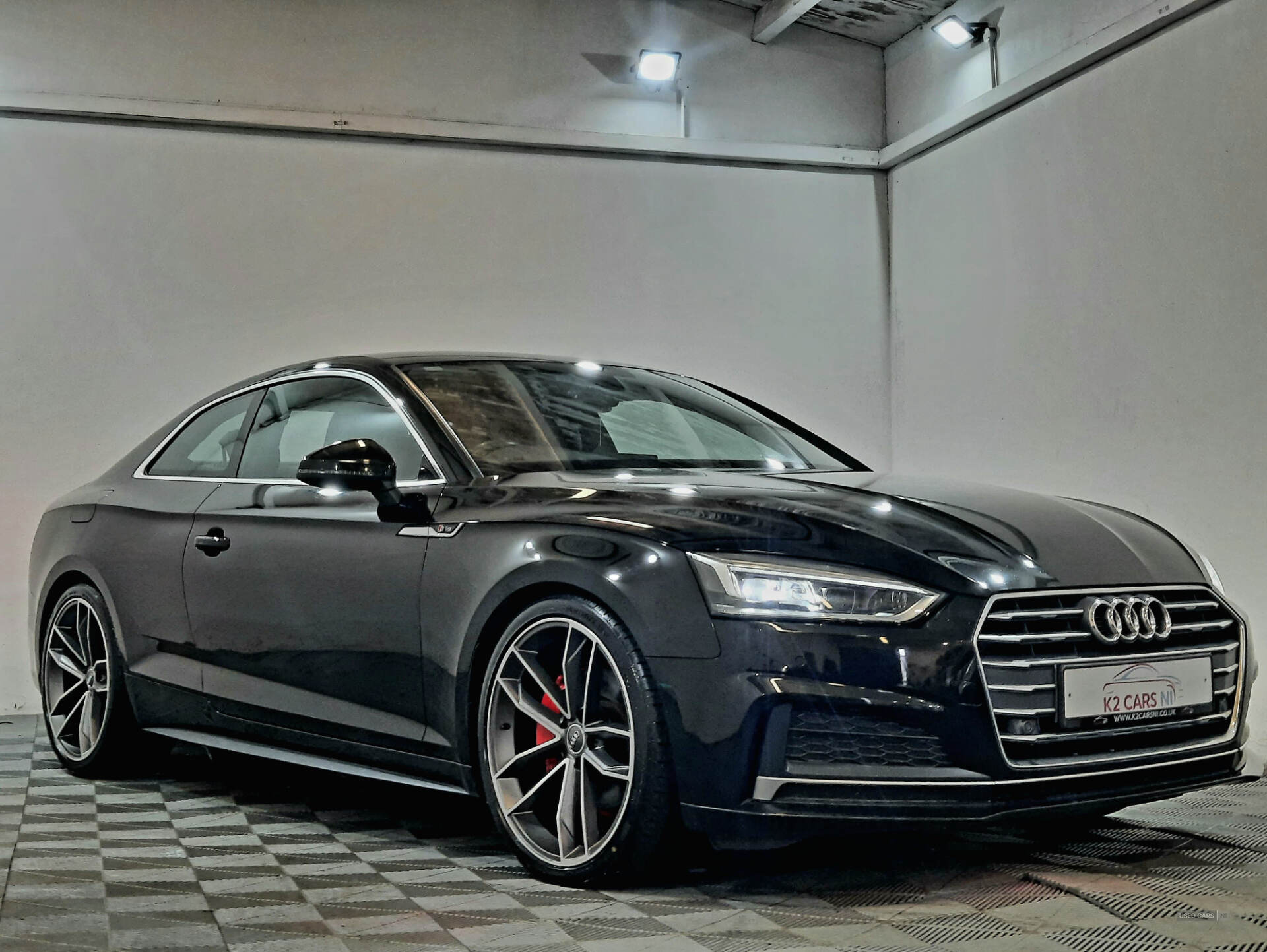 Car Thumbnail 5