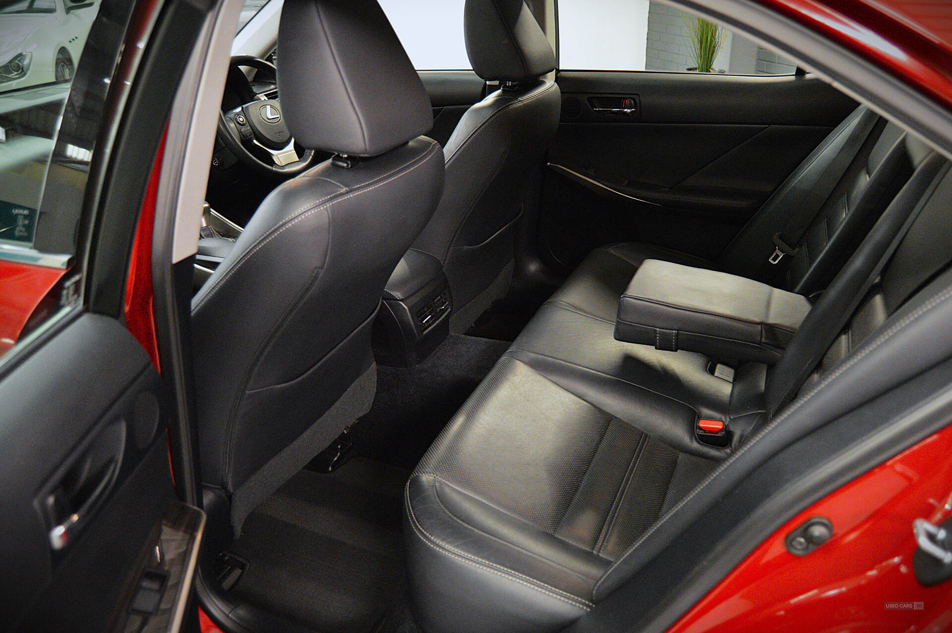 Jun 2014 Lexus IS-Series 300h Premier 4dr CVT Auto