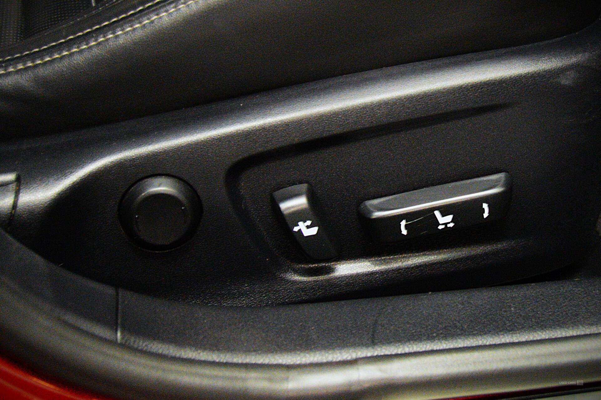 Jun 2014 Lexus IS-Series 300h Premier 4dr CVT Auto