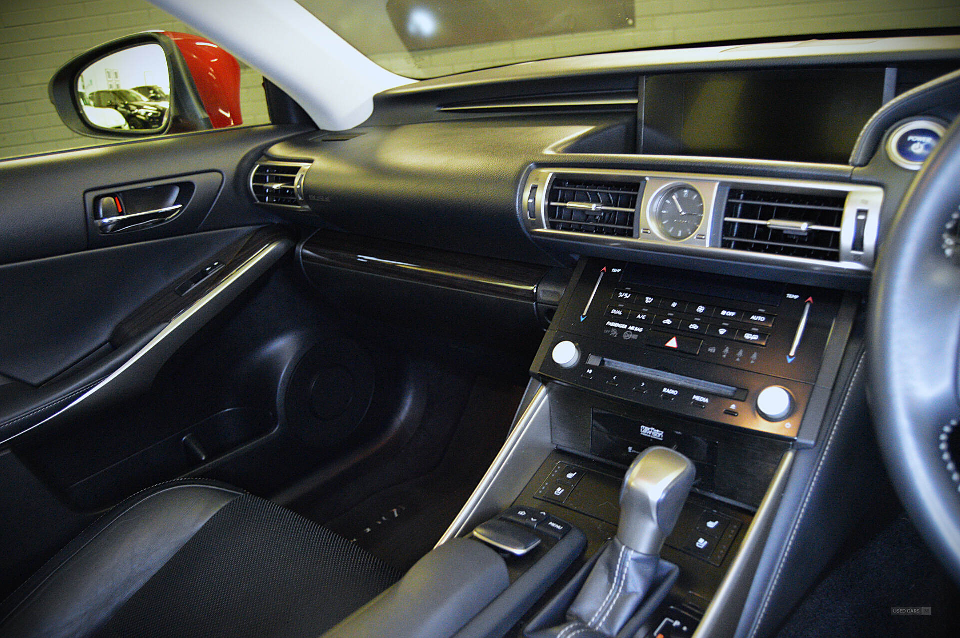 Jun 2014 Lexus IS-Series 300h Premier 4dr CVT Auto