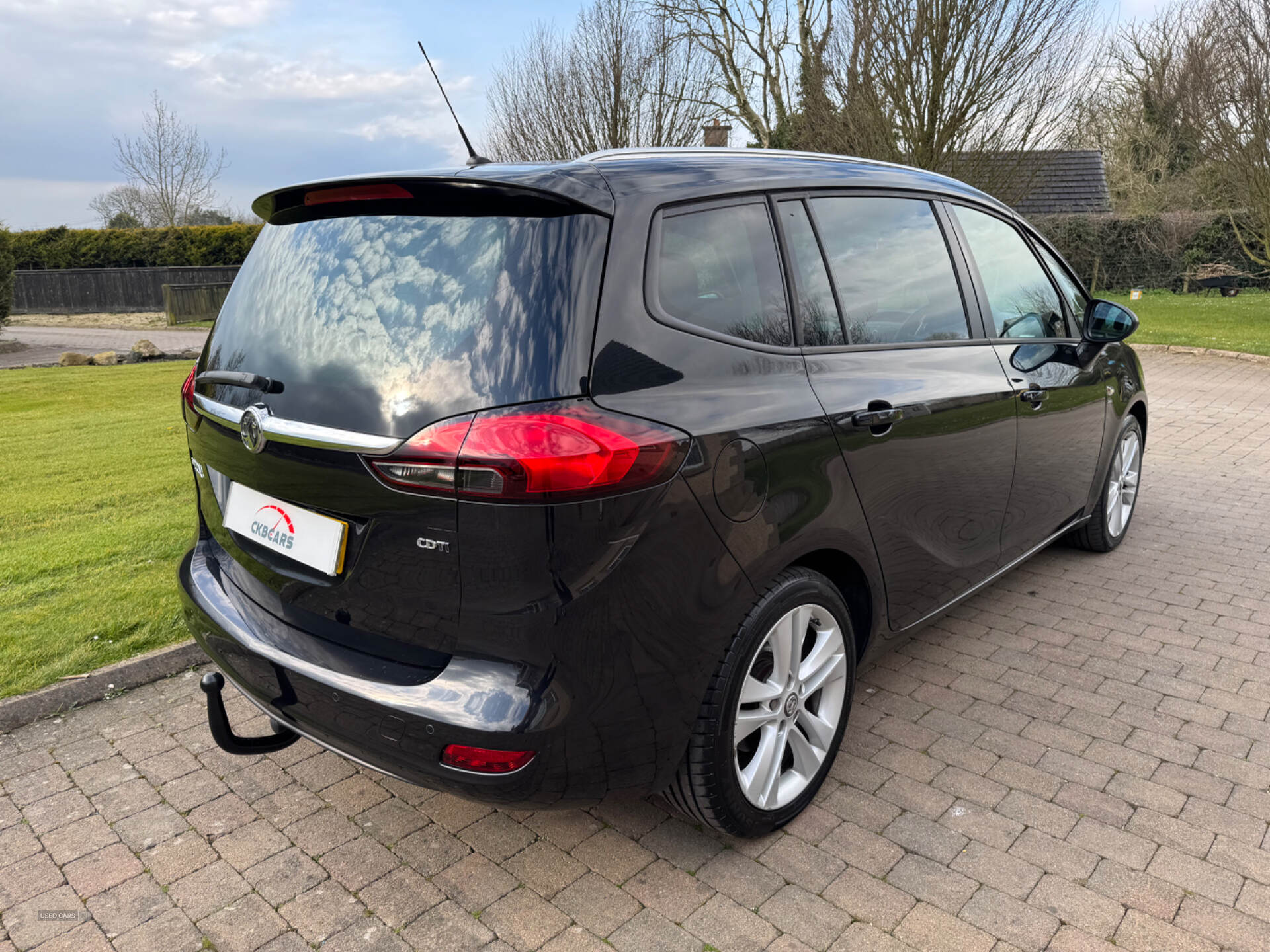 Aug 2015 Vauxhall Zafira 2.0 CDTi SRi 5dr