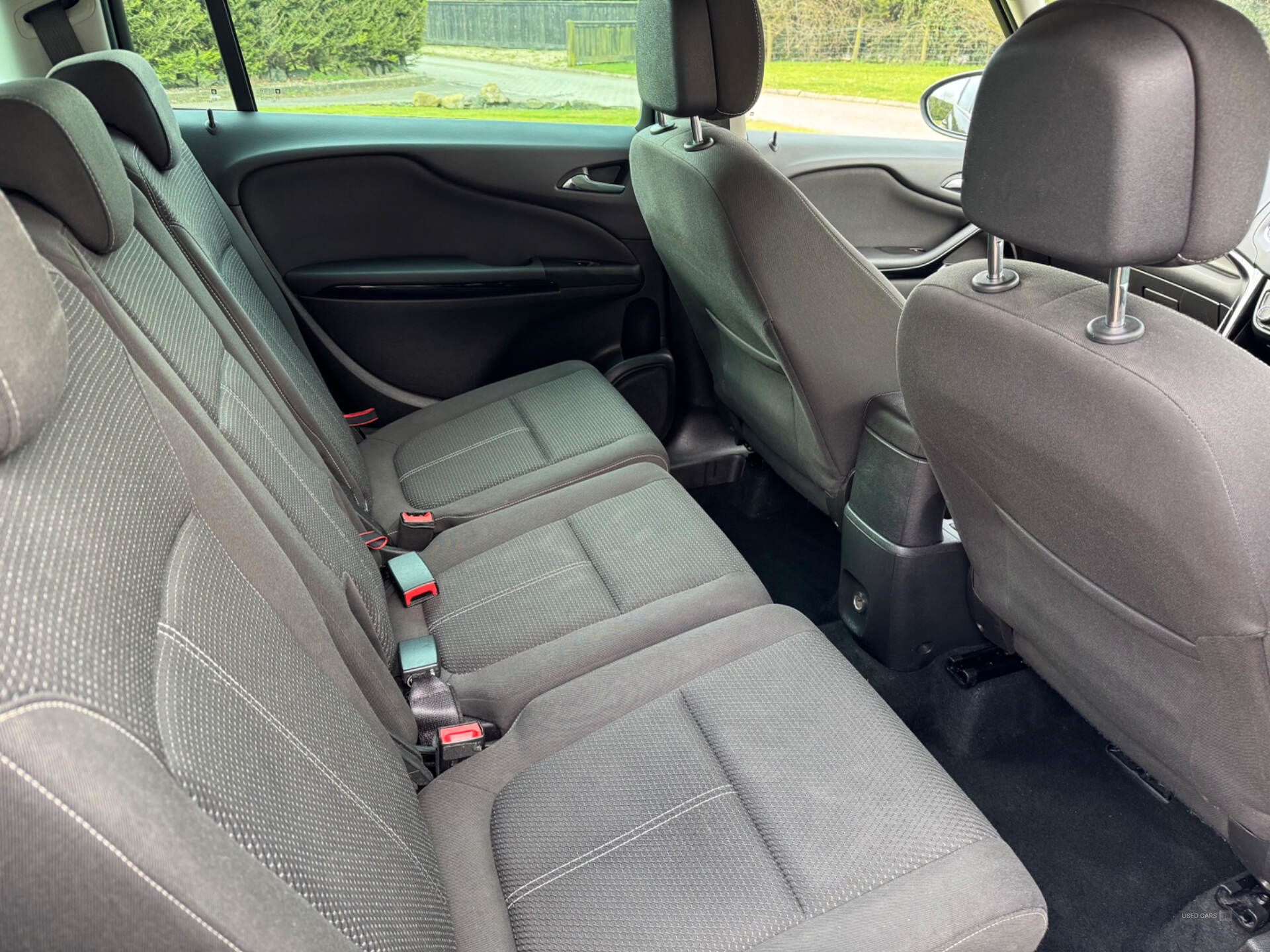 Aug 2015 Vauxhall Zafira 2.0 CDTi SRi 5dr