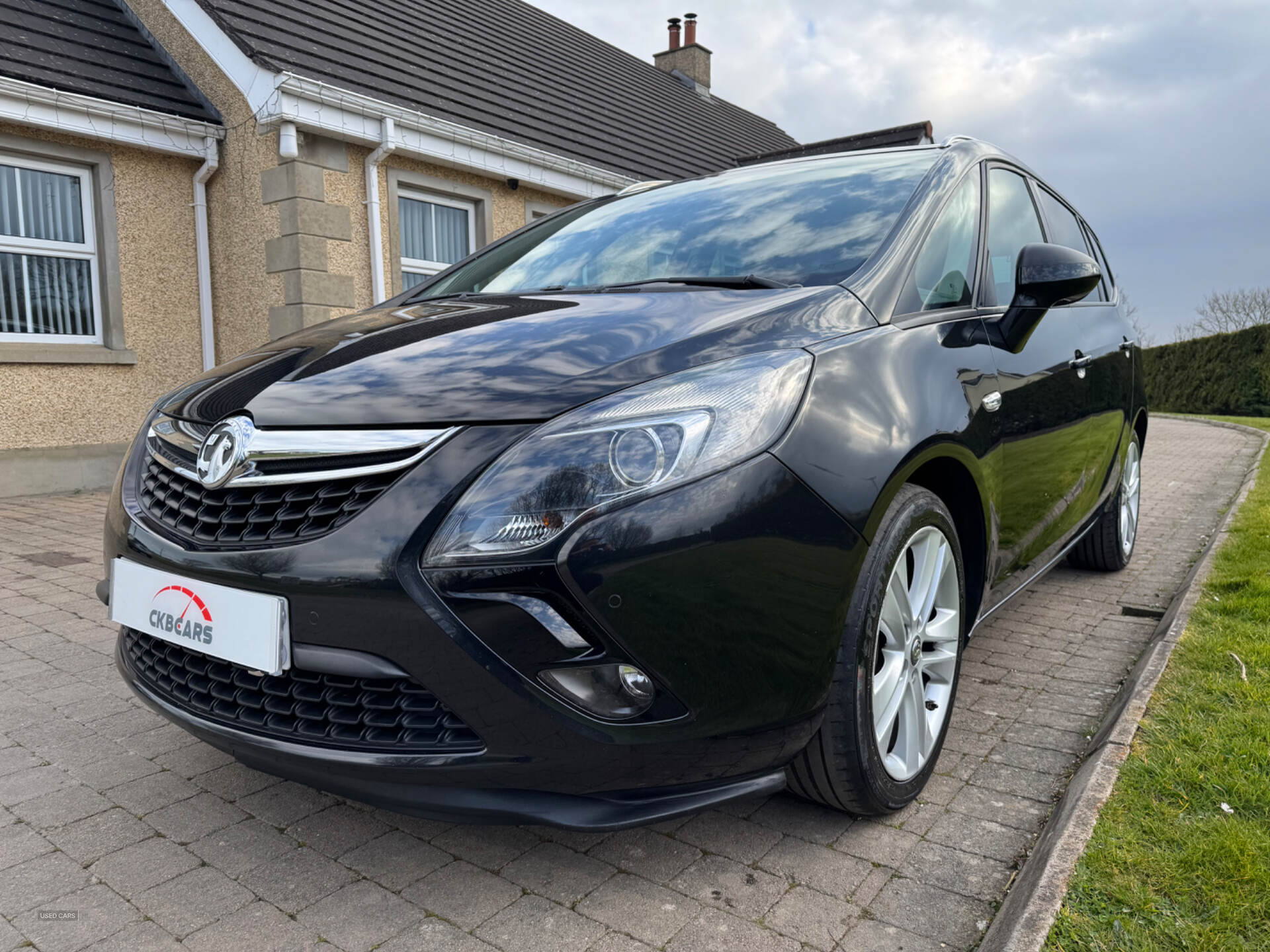 Aug 2015 Vauxhall Zafira 2.0 CDTi SRi 5dr