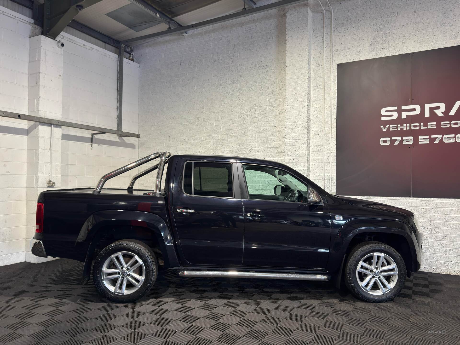 Nov 2016 Volkswagen Amarok D/Cab Pick Up Highline 2.0 BiTDI 180 BMT 4MTN Auto