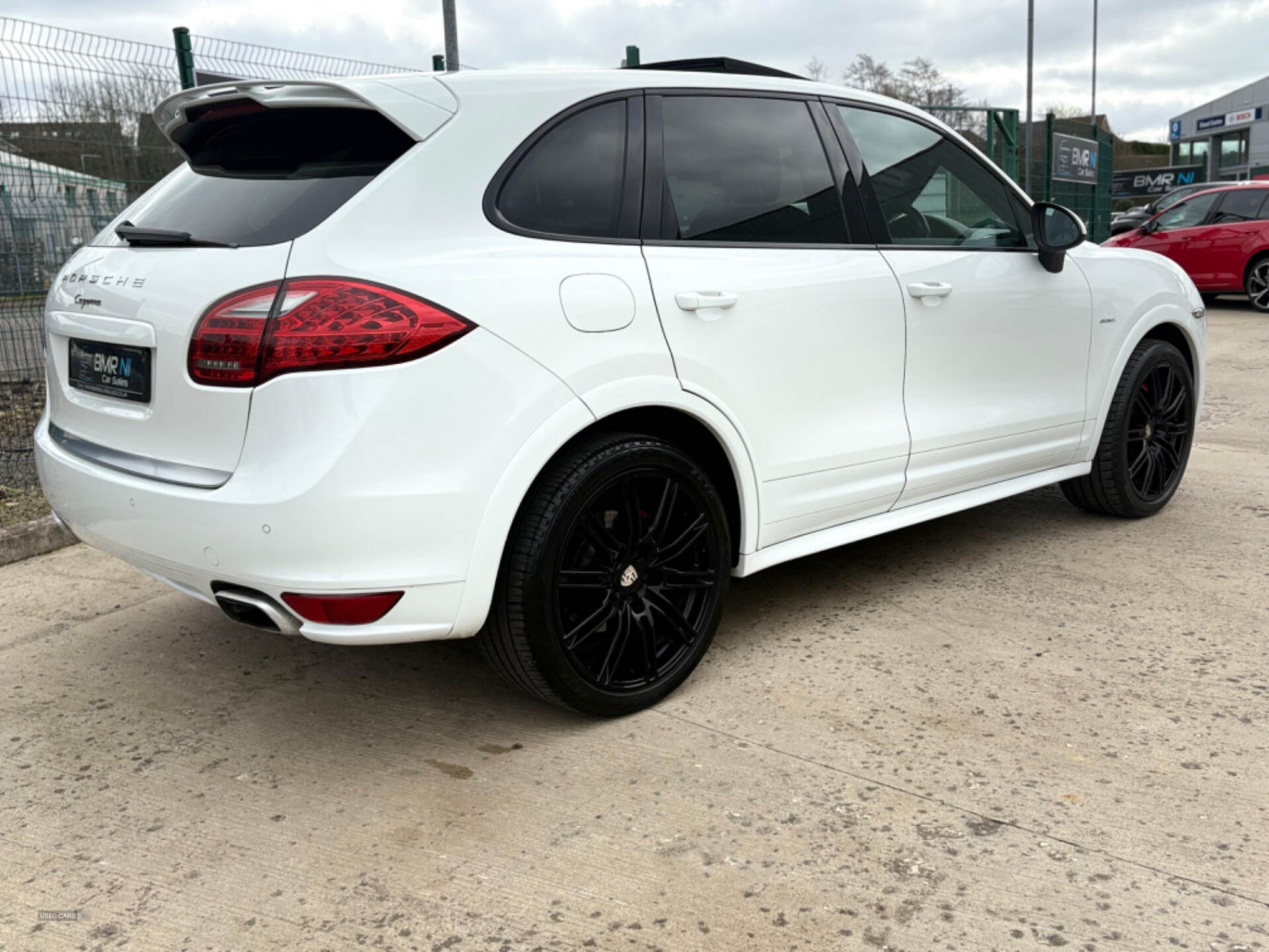 May 2012 Porsche Cayenne V6